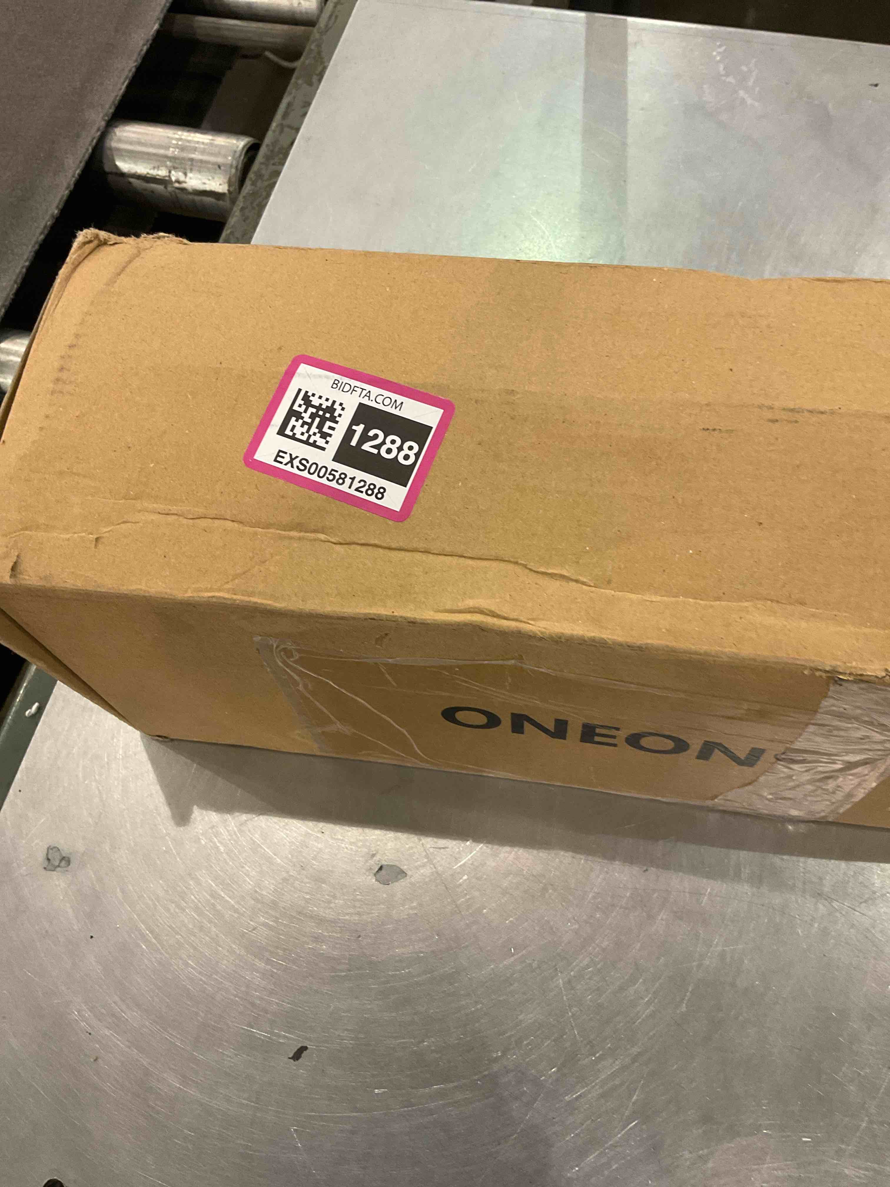 https://s3.amazonaws.com/lotting-images-prod/bidfta/EXS00581288_1701697093996.jpeg