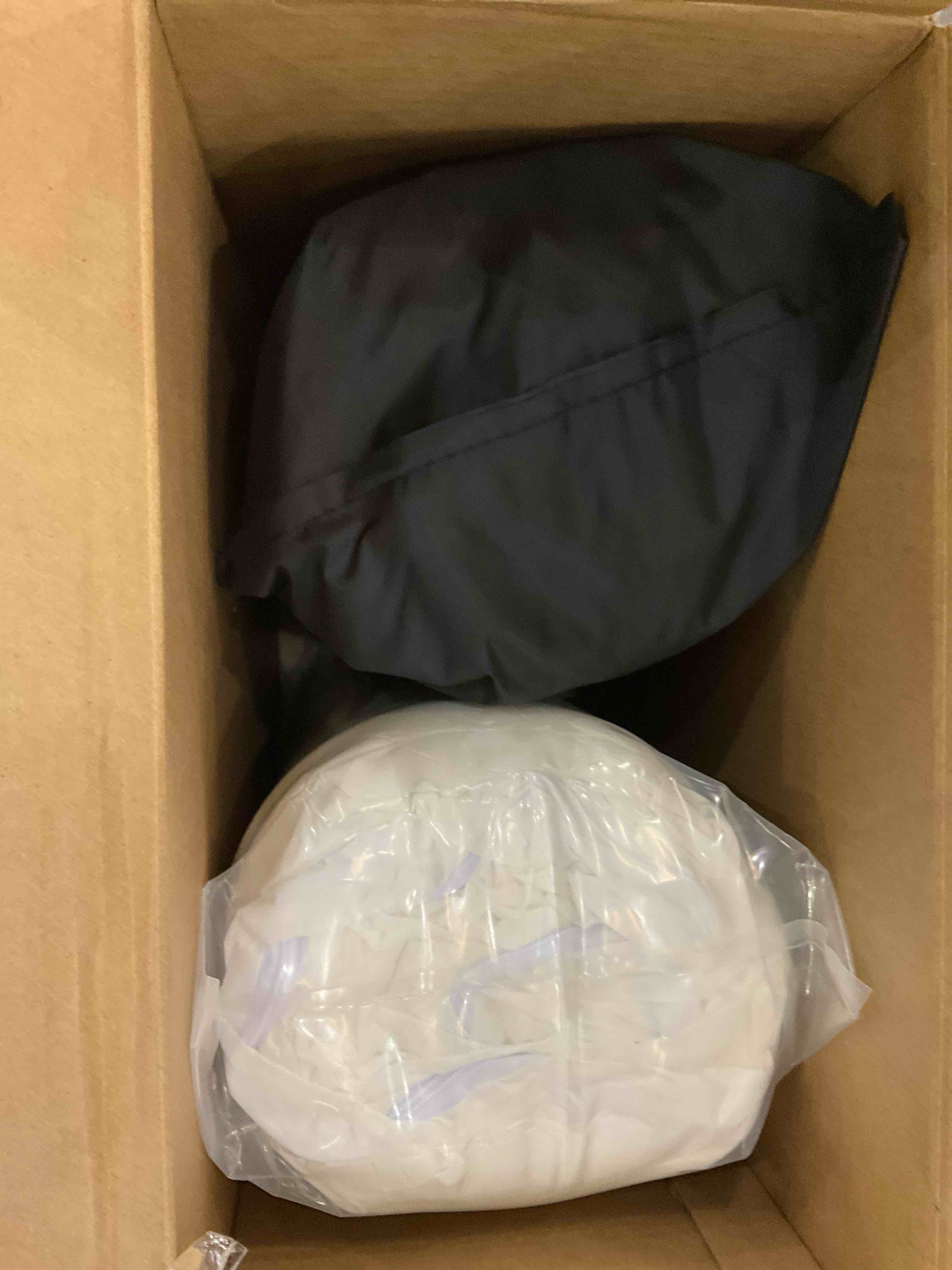 https://s3.amazonaws.com/lotting-images-prod/bidfta/EXS00584201_1701805154676.jpeg