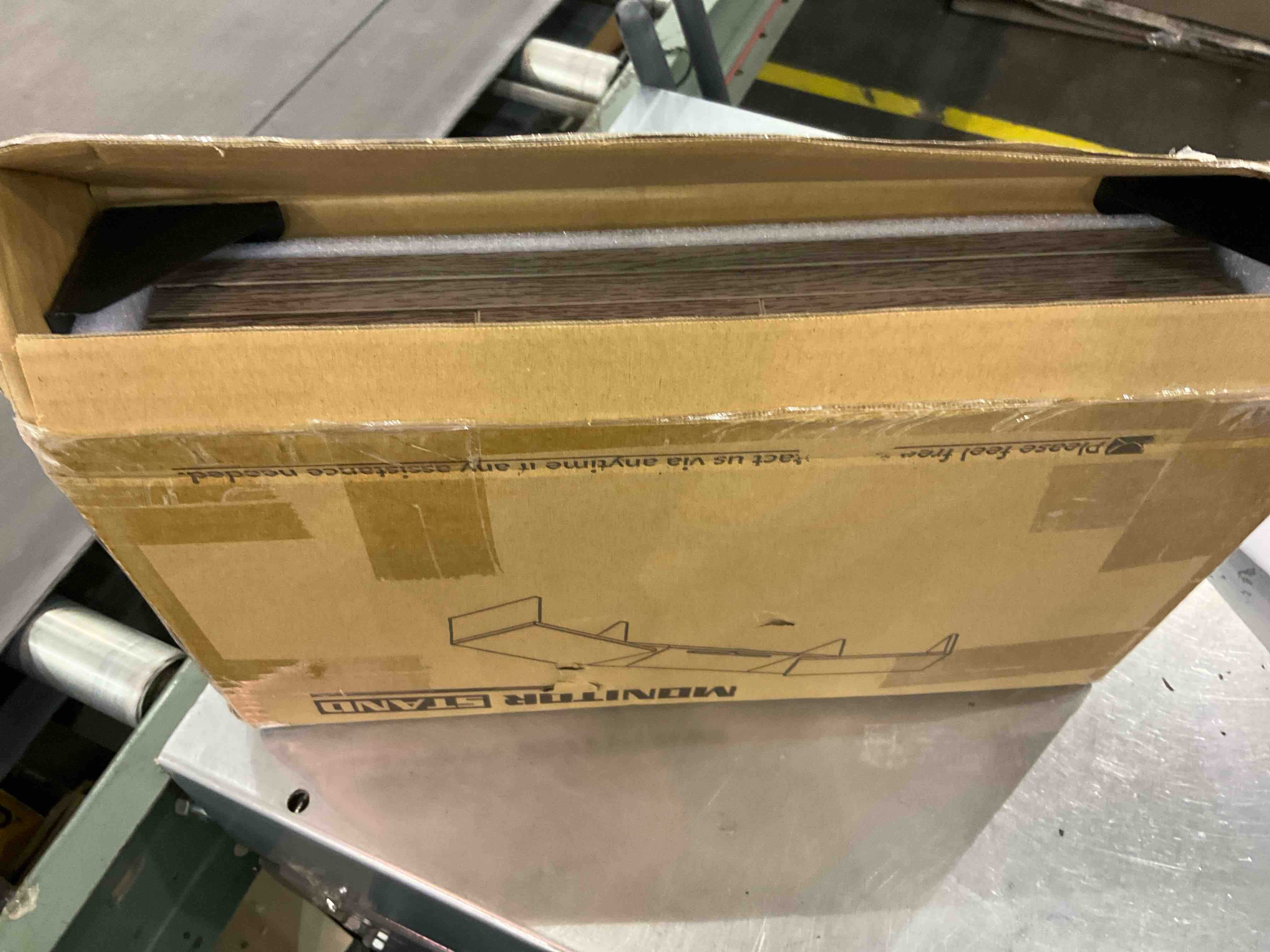 https://s3.amazonaws.com/lotting-images-prod/bidfta/EXS00585214_1700659819531.jpeg