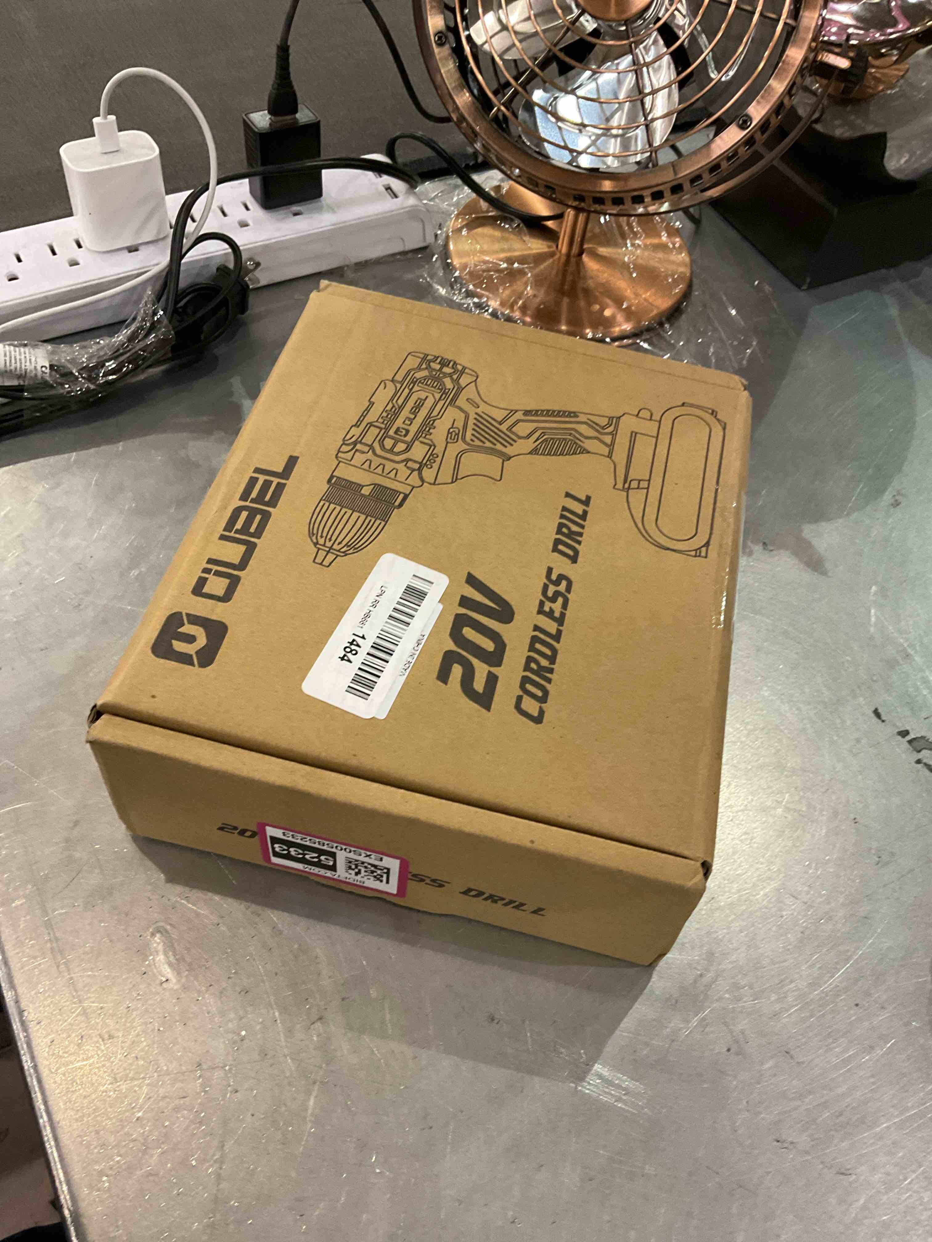 https://s3.amazonaws.com/lotting-images-prod/bidfta/EXS00585233_1700583780534.jpeg