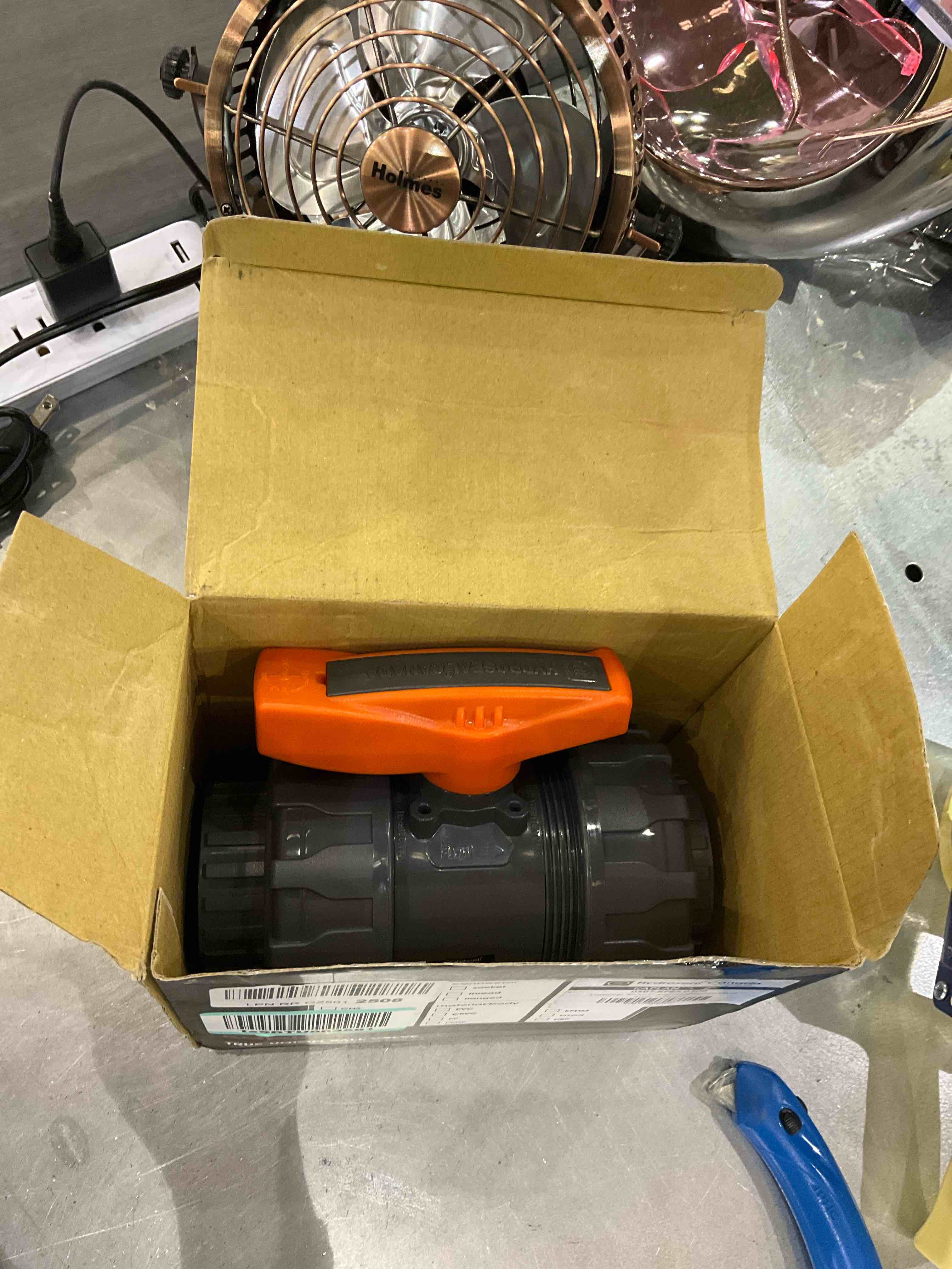 https://s3.amazonaws.com/lotting-images-prod/bidfta/EXS00585257_1700584189762.jpeg