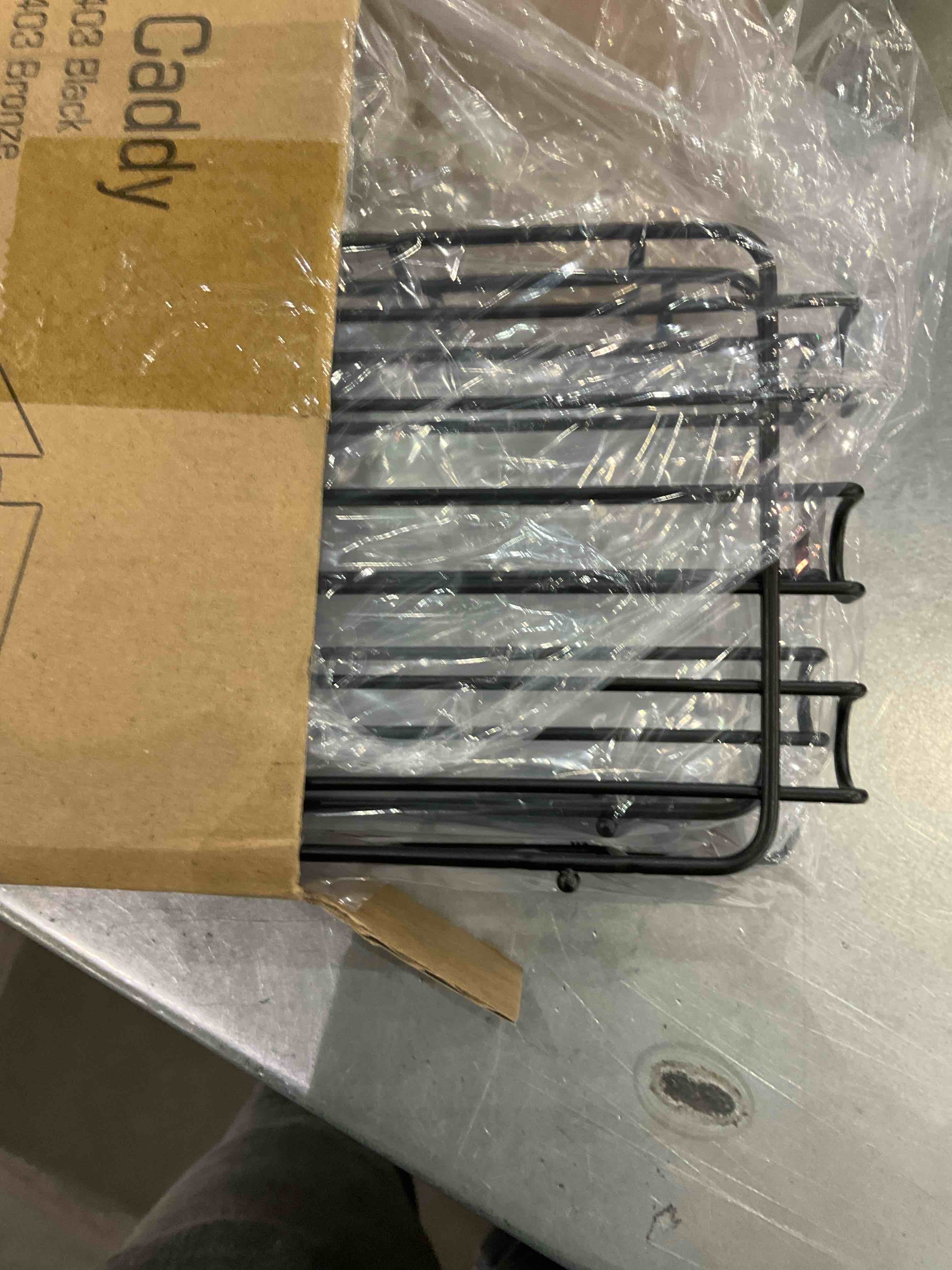 https://s3.amazonaws.com/lotting-images-prod/bidfta/EXS00585294_1700659741697.jpeg