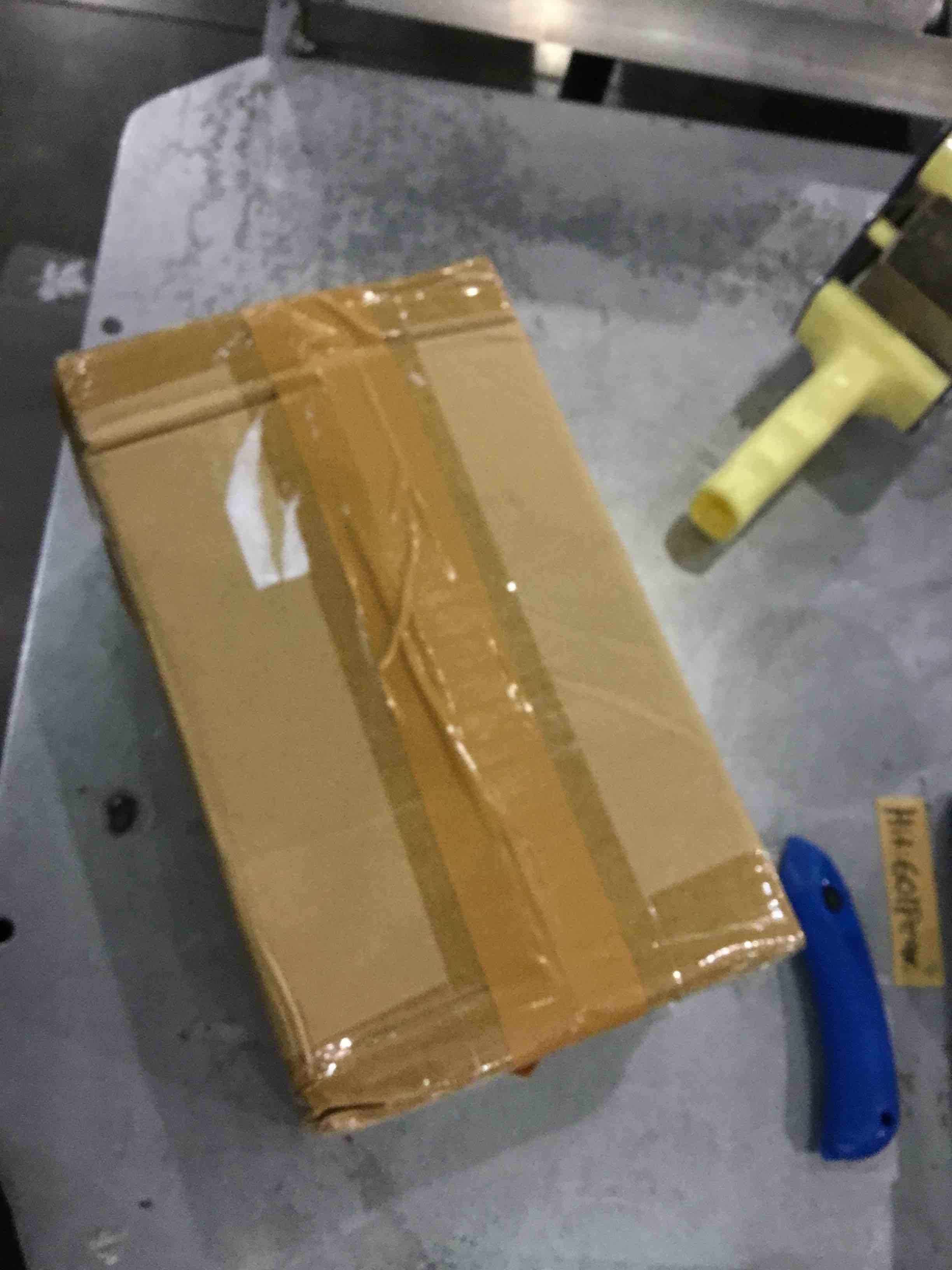 https://s3.amazonaws.com/lotting-images-prod/bidfta/EXS00586072_1701864968559.jpeg