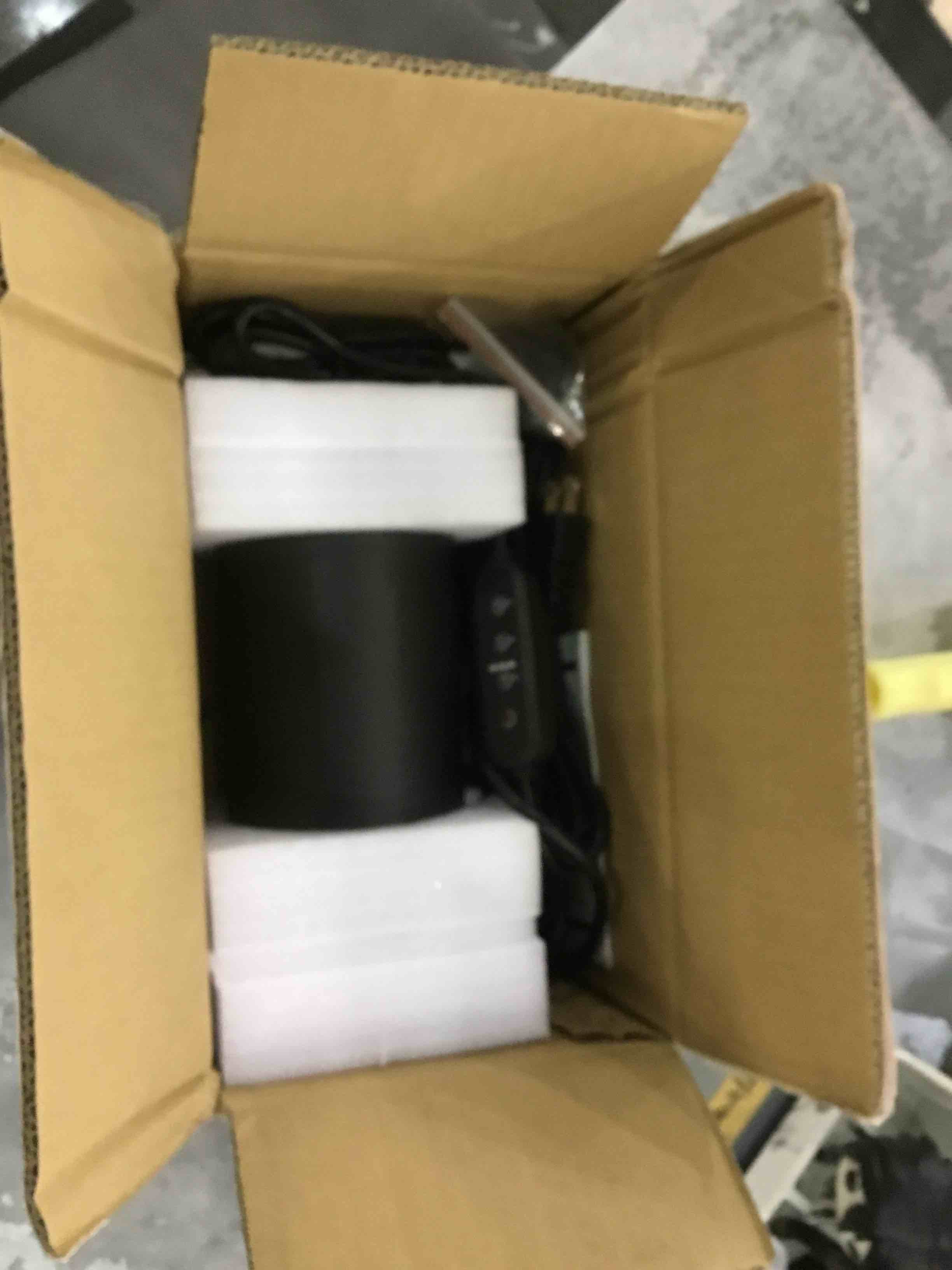 https://s3.amazonaws.com/lotting-images-prod/bidfta/EXS00586072_1701864985548.jpeg