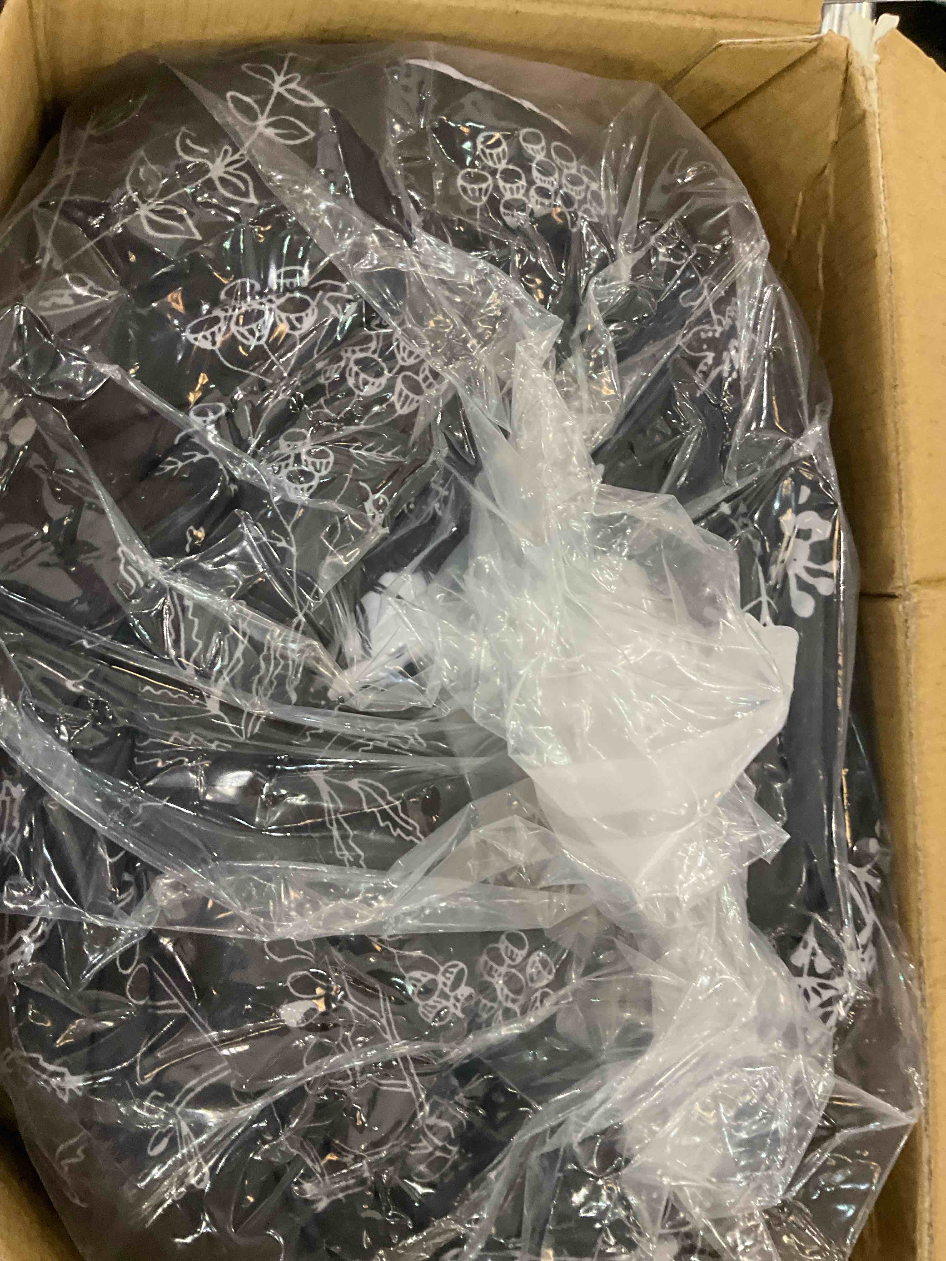 https://s3.amazonaws.com/lotting-images-prod/bidfta/EXS00586133_1701805039891.jpeg