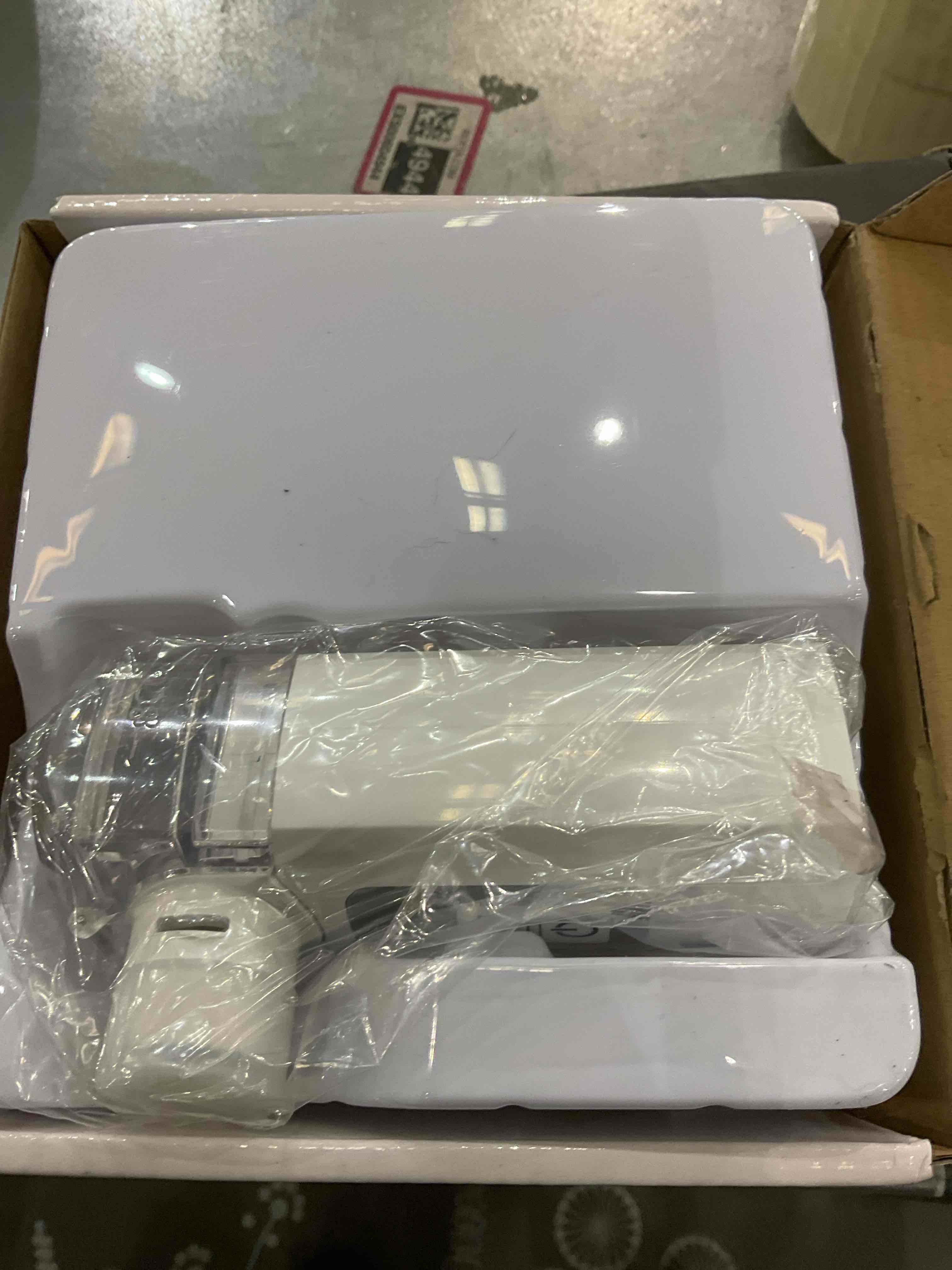 https://s3.amazonaws.com/lotting-images-prod/bidfta/EXS00586385_1702393619793.jpeg