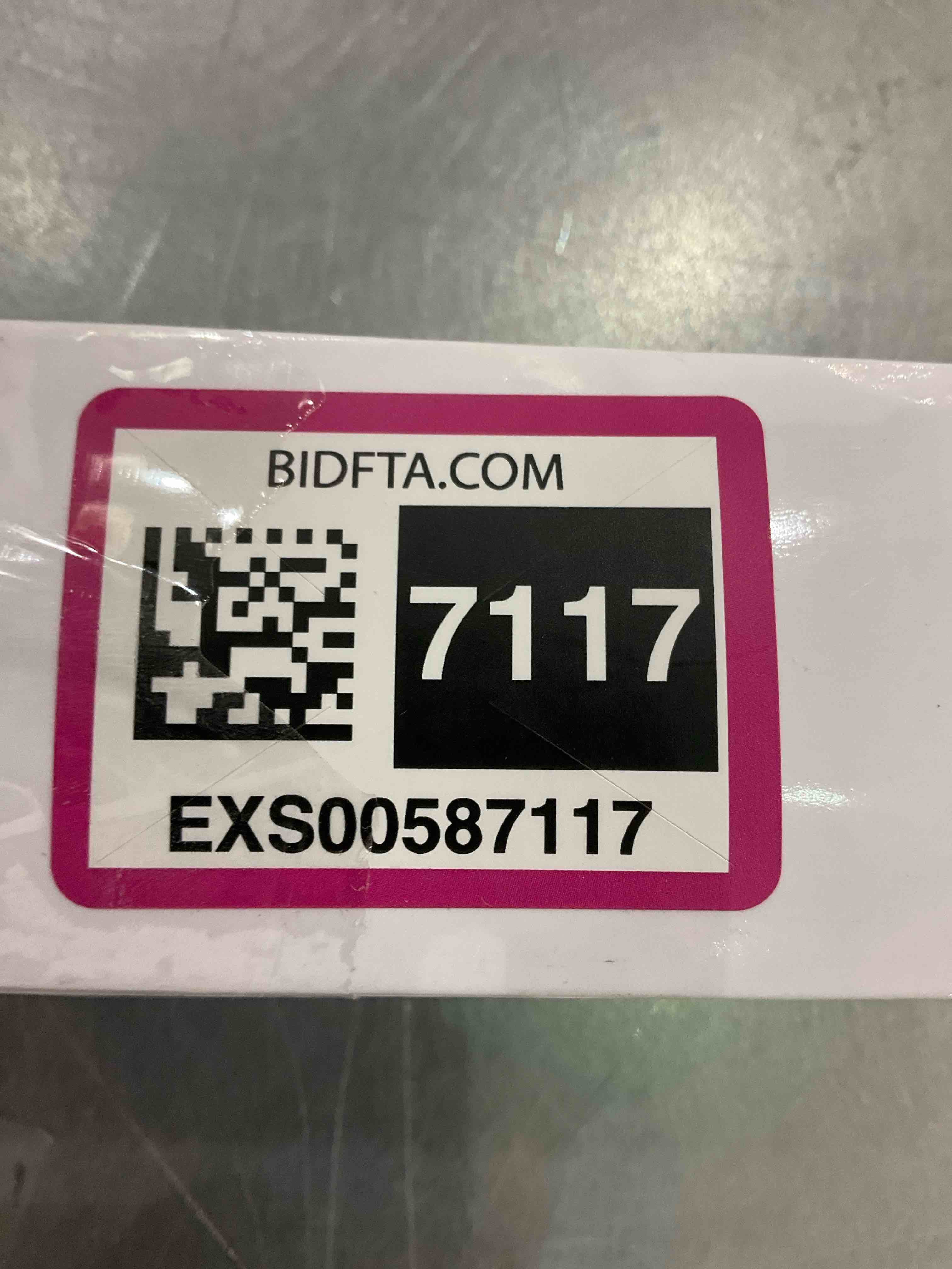 https://s3.amazonaws.com/lotting-images-prod/bidfta/EXS00587117_1701449430267.jpeg
