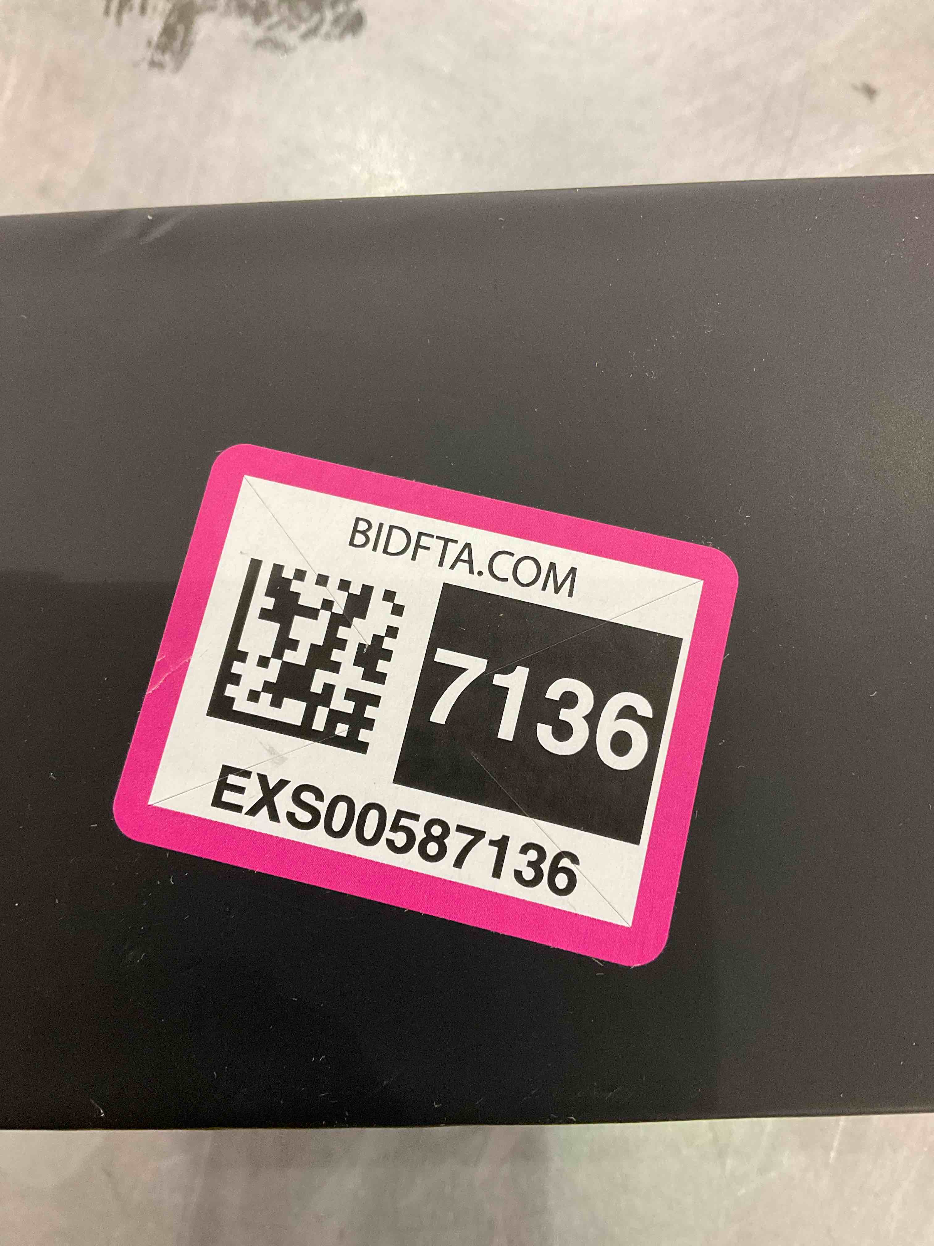 https://s3.amazonaws.com/lotting-images-prod/bidfta/EXS00587136_1701454004073.jpeg