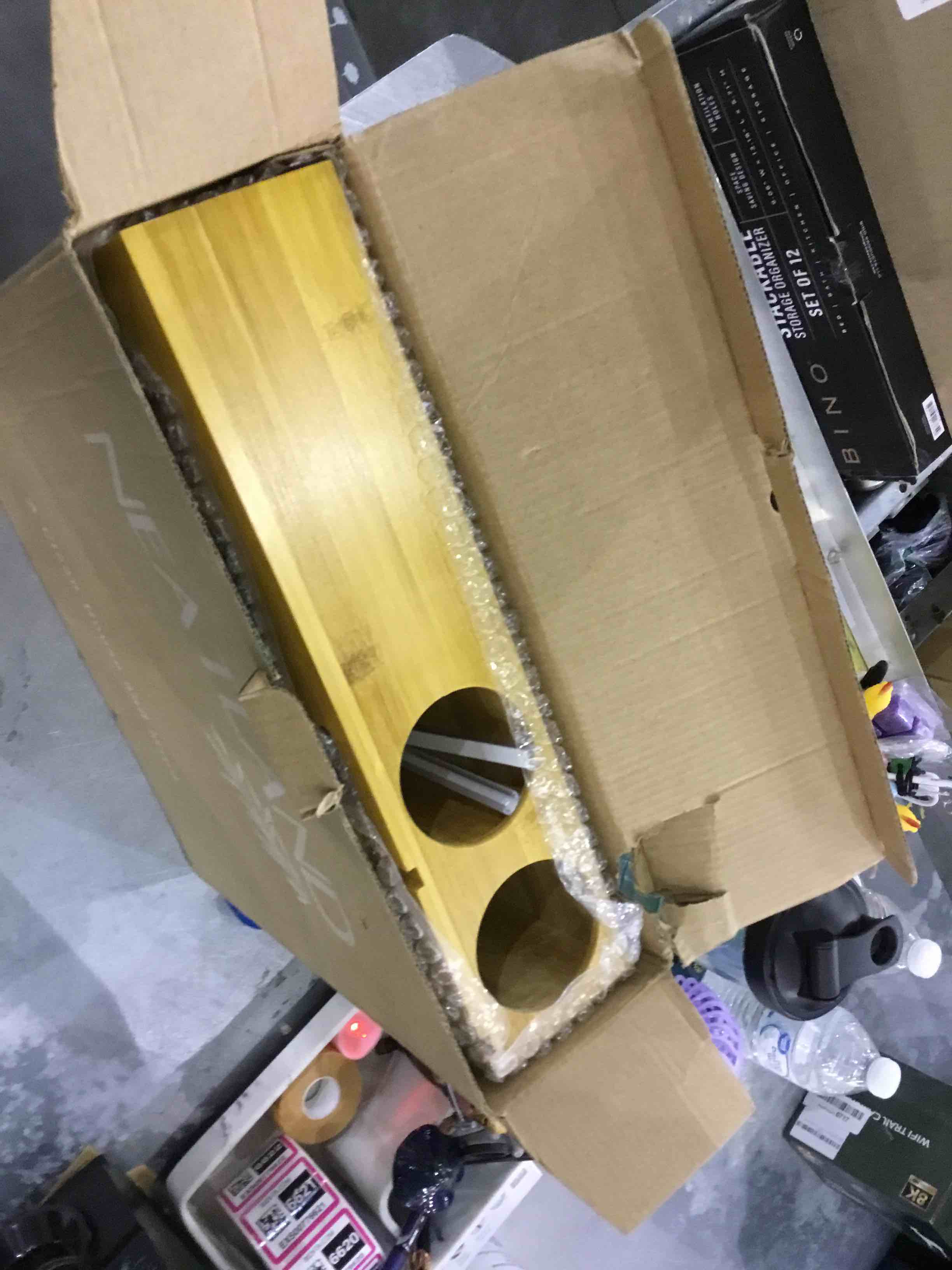 https://s3.amazonaws.com/lotting-images-prod/bidfta/EXS00587843_1701865360129.jpeg