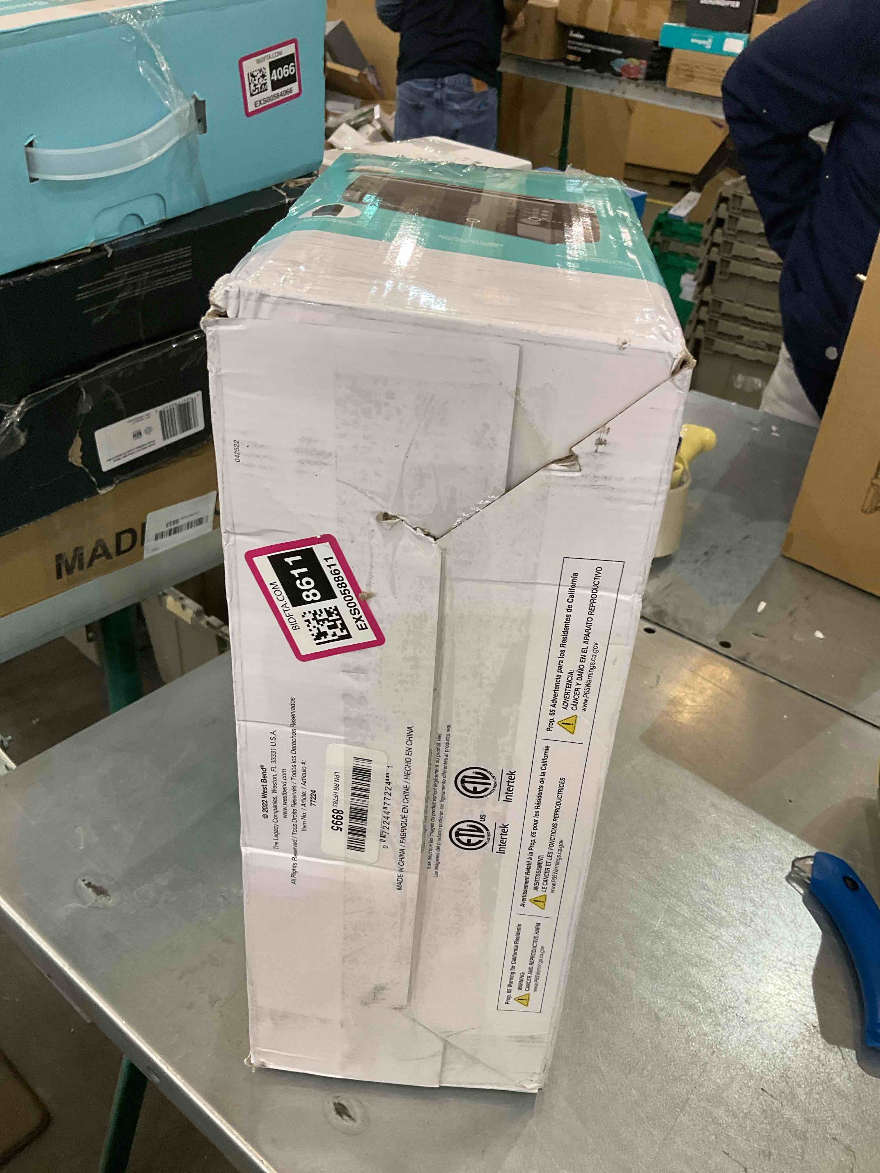 https://s3.amazonaws.com/lotting-images-prod/bidfta/EXS00588611_1701715169538.jpeg