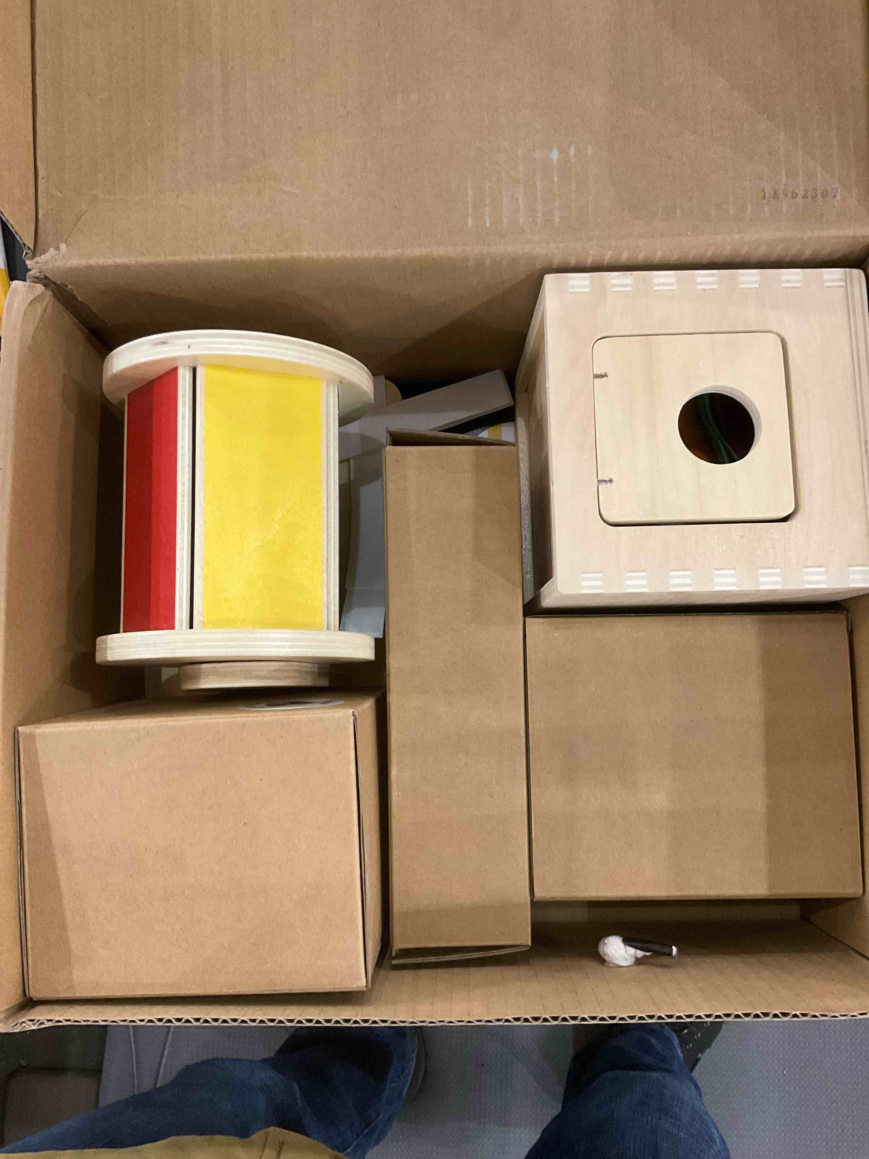 https://s3.amazonaws.com/lotting-images-prod/bidfta/EXS00589126_1701980045403.jpeg