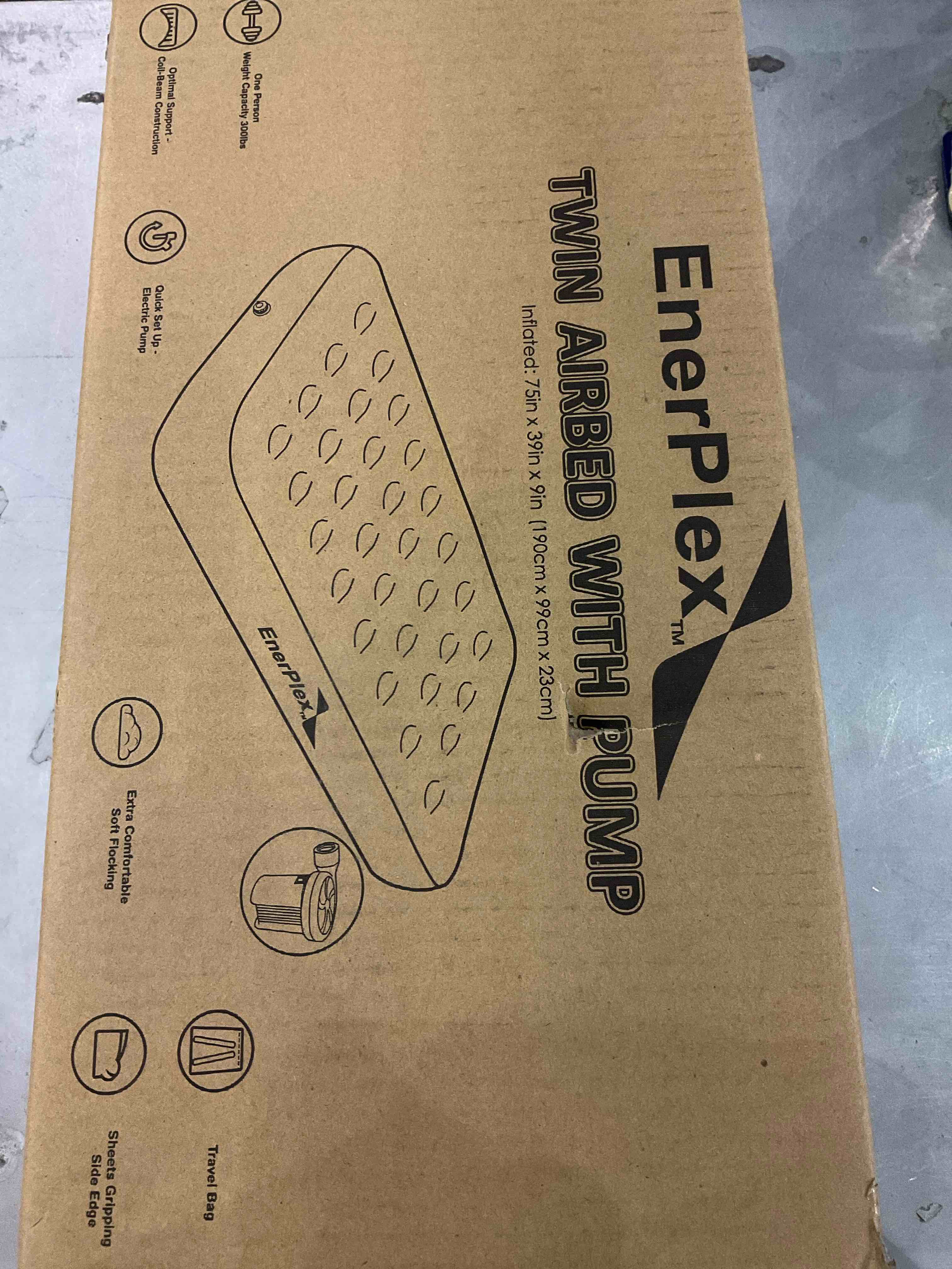 https://s3.amazonaws.com/lotting-images-prod/bidfta/EXS00589584_1701173680483.jpeg