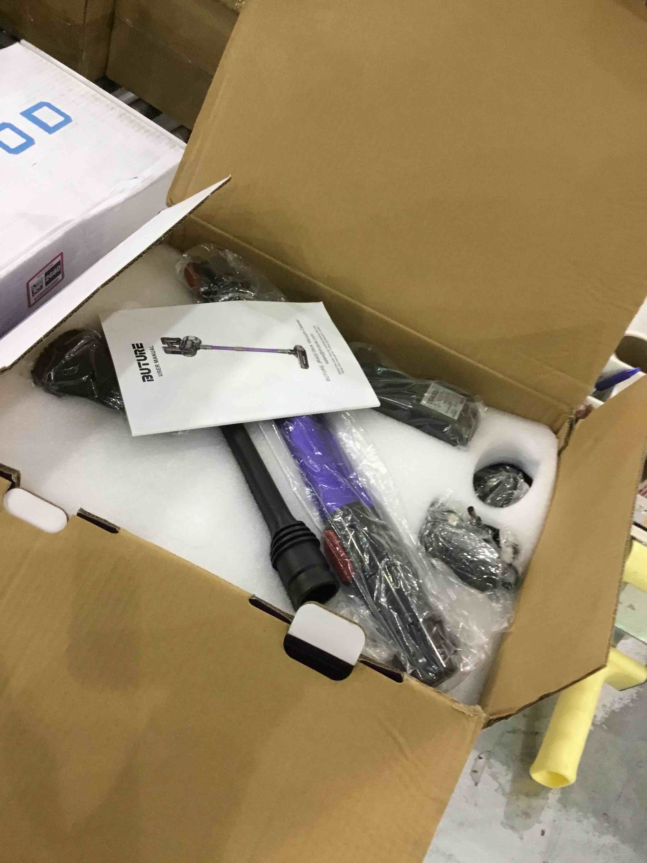 https://s3.amazonaws.com/lotting-images-prod/bidfta/EXS00589669_1701261846397.jpeg