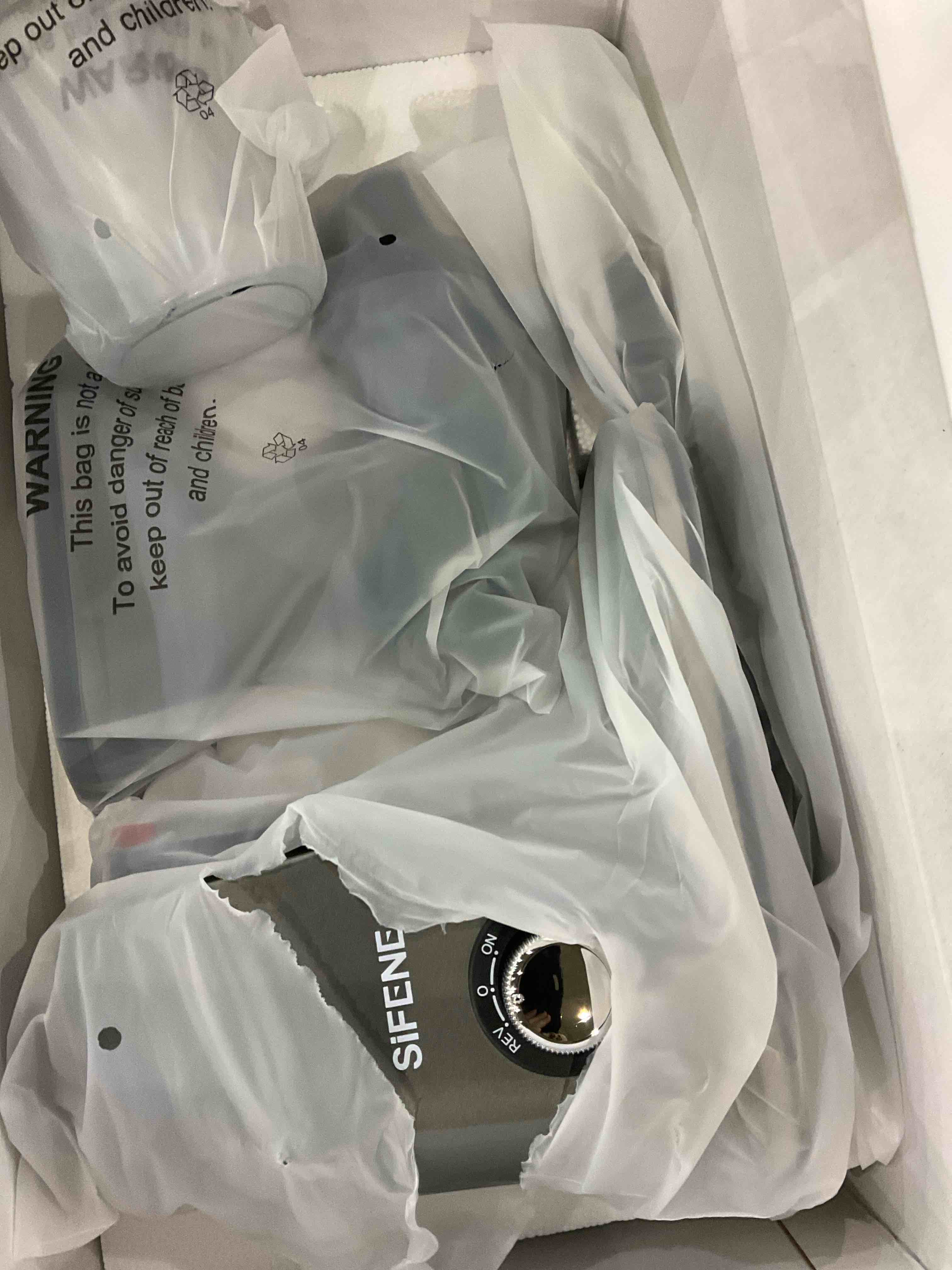 https://s3.amazonaws.com/lotting-images-prod/bidfta/EXS00589829_1701434866581.jpeg