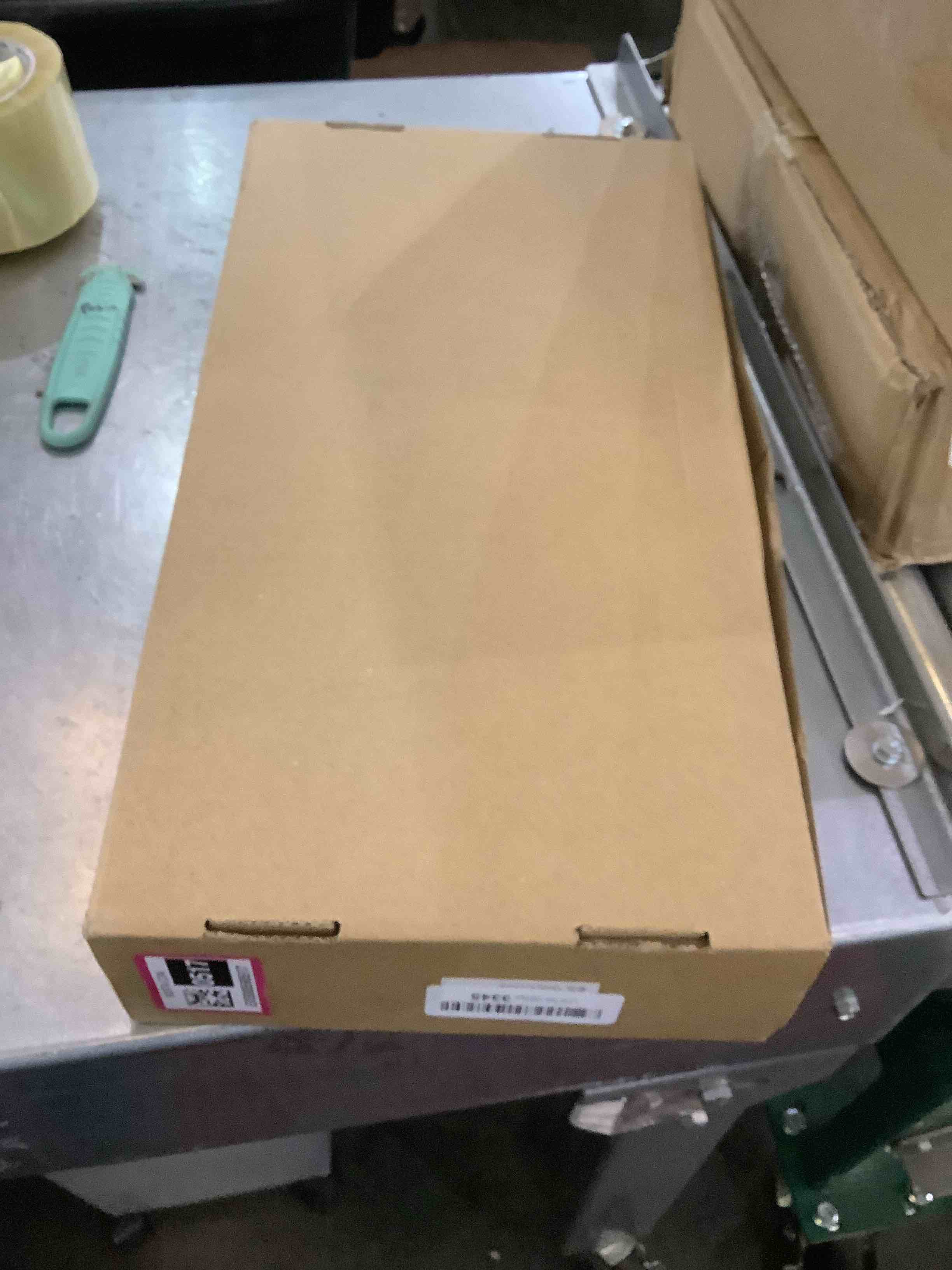 https://s3.amazonaws.com/lotting-images-prod/bidfta/EXS00590517_1698778566548.jpeg
