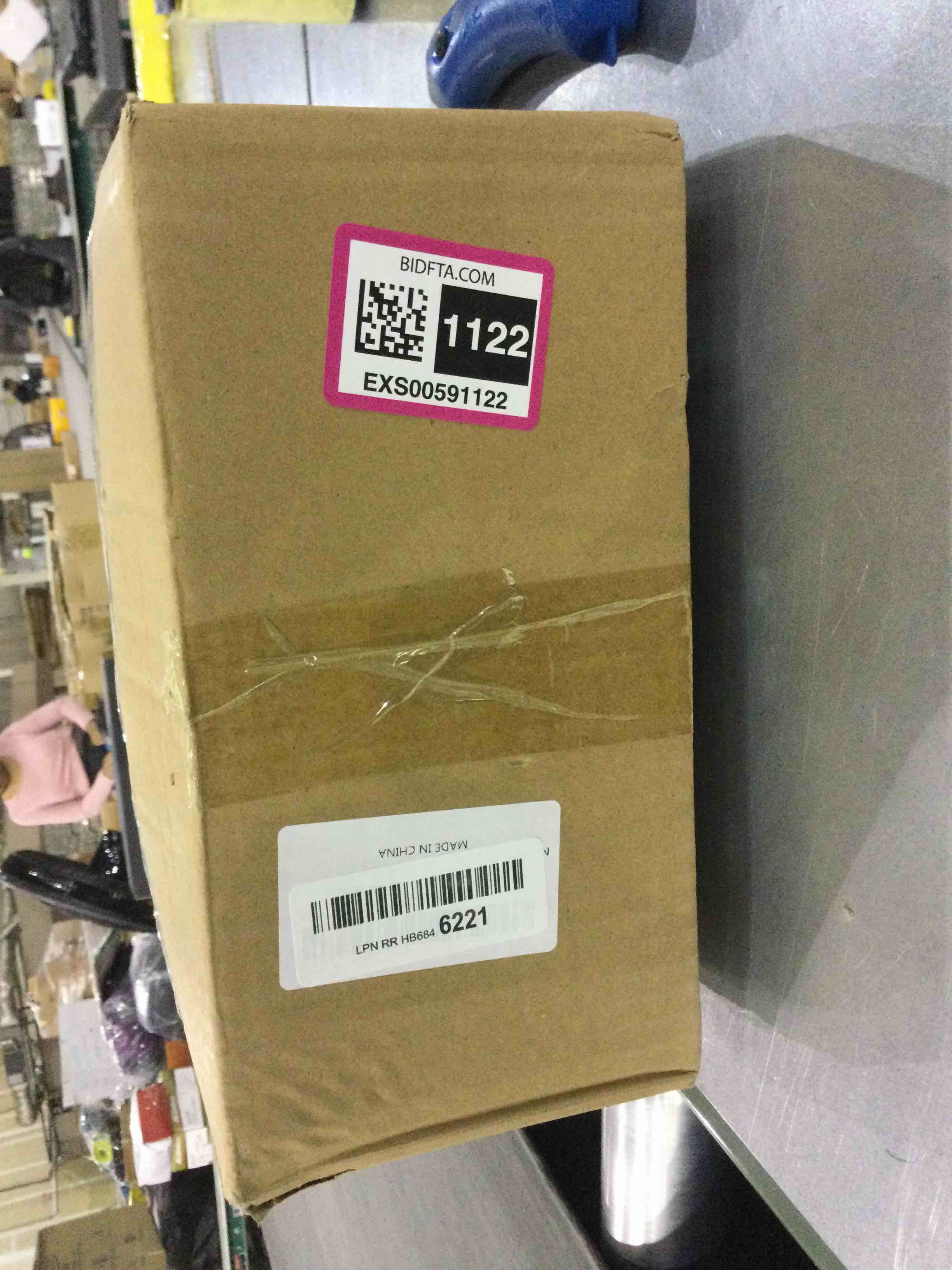 https://s3.amazonaws.com/lotting-images-prod/bidfta/EXS00591122_1698842125220.jpeg