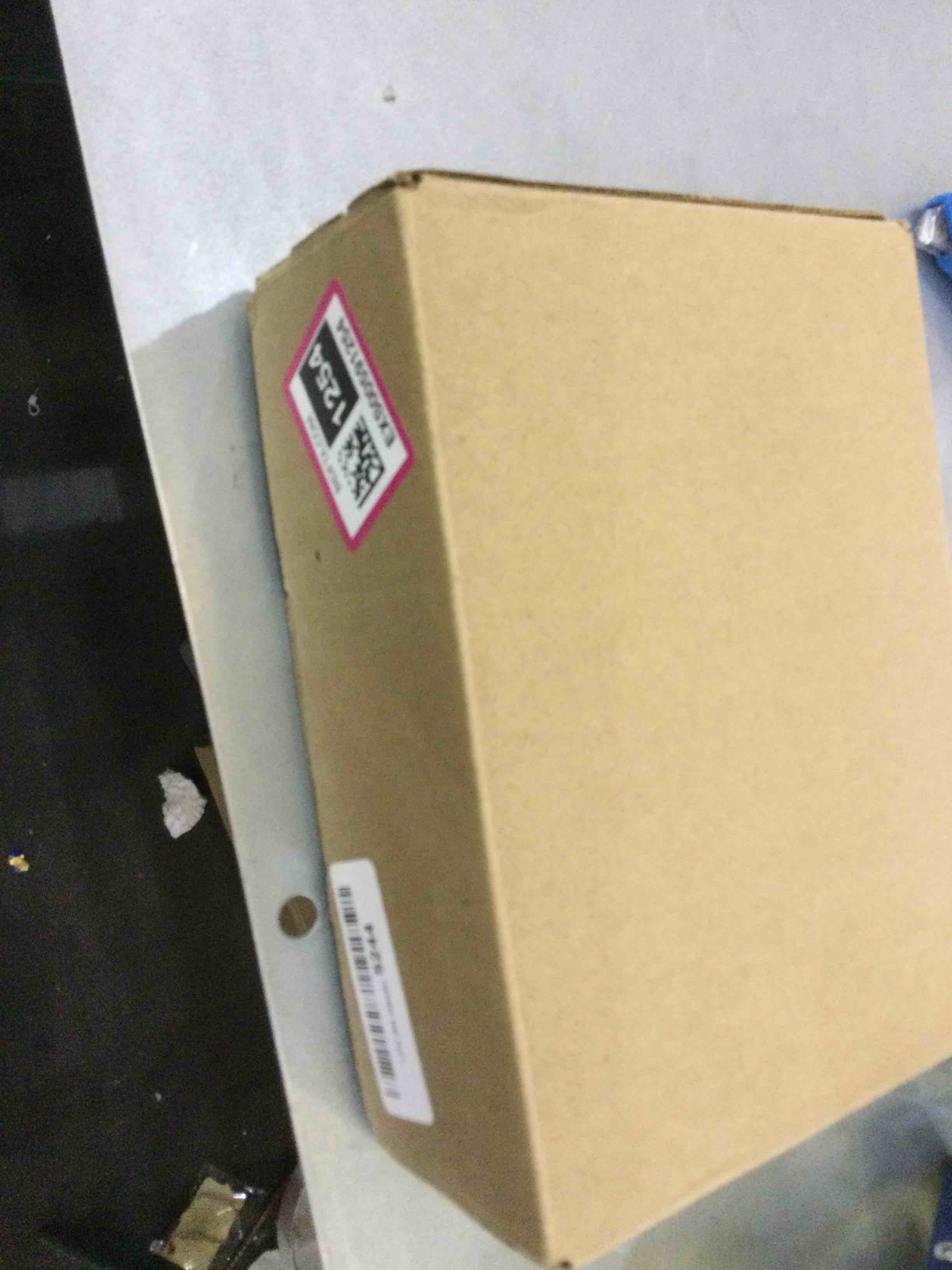 https://s3.amazonaws.com/lotting-images-prod/bidfta/EXS00591254_1698863490151.jpeg