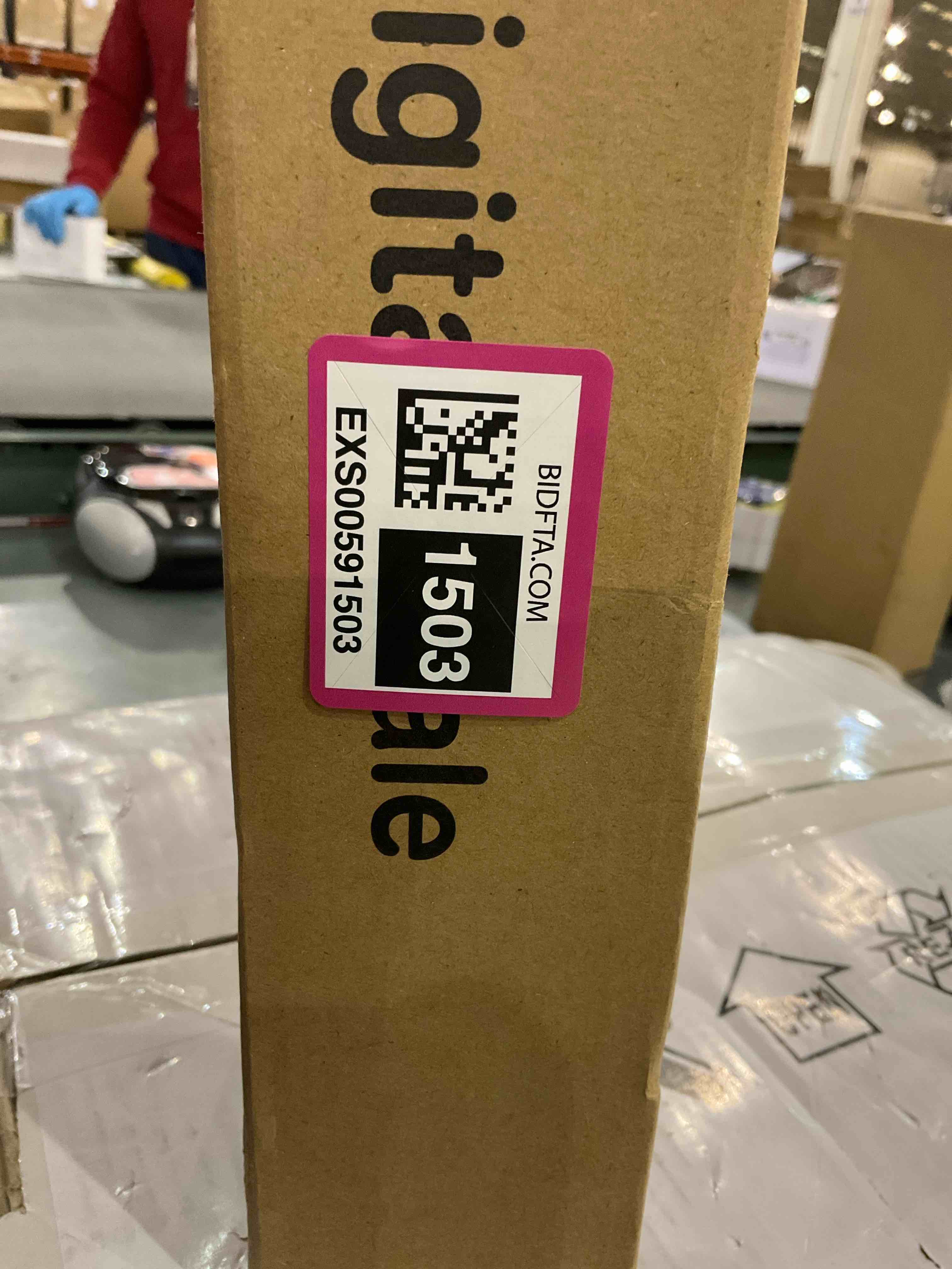 https://s3.amazonaws.com/lotting-images-prod/bidfta/EXS00591503_1699276414124.jpeg