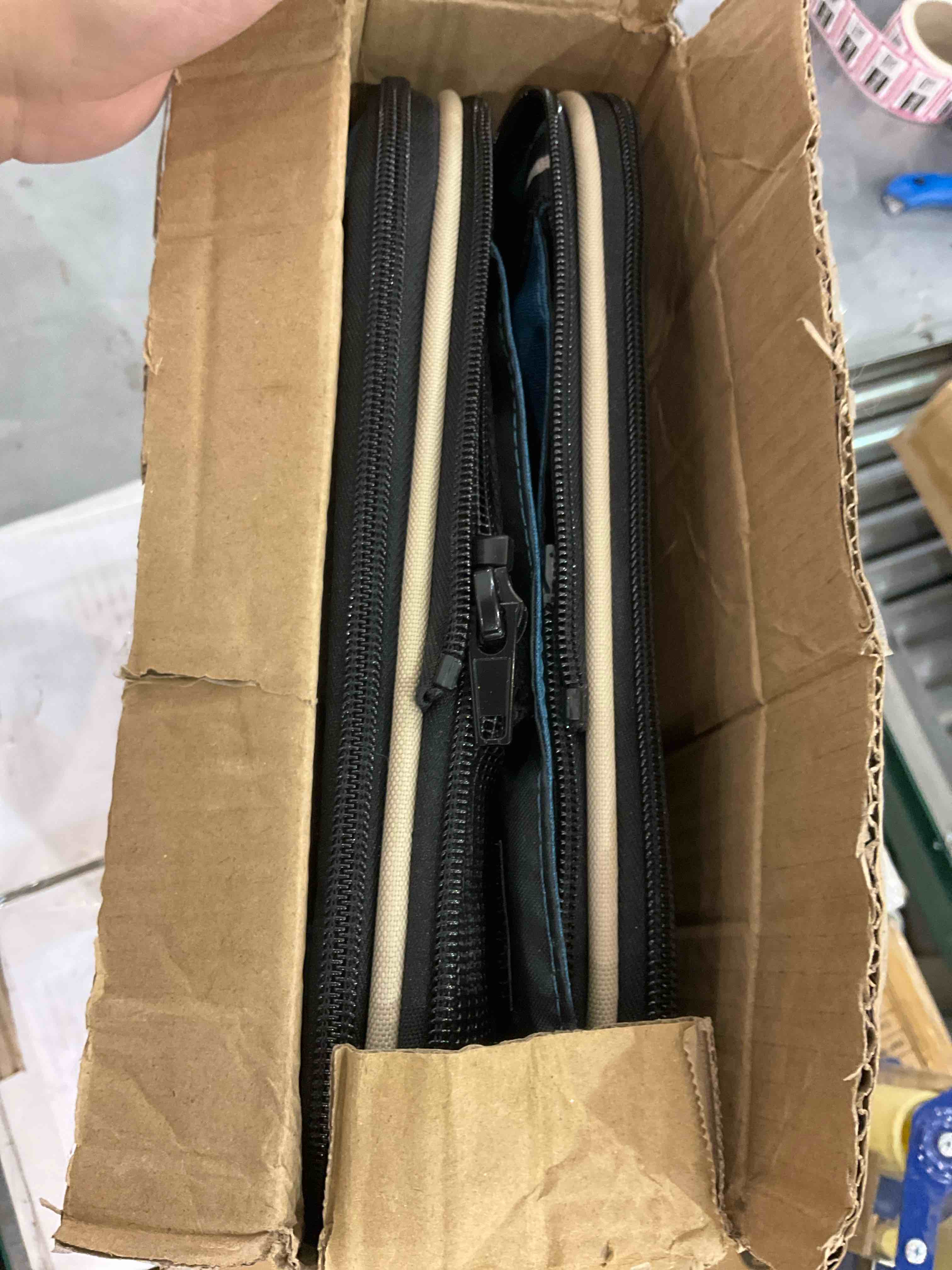 https://s3.amazonaws.com/lotting-images-prod/bidfta/EXS00591531_1699280717623.jpeg