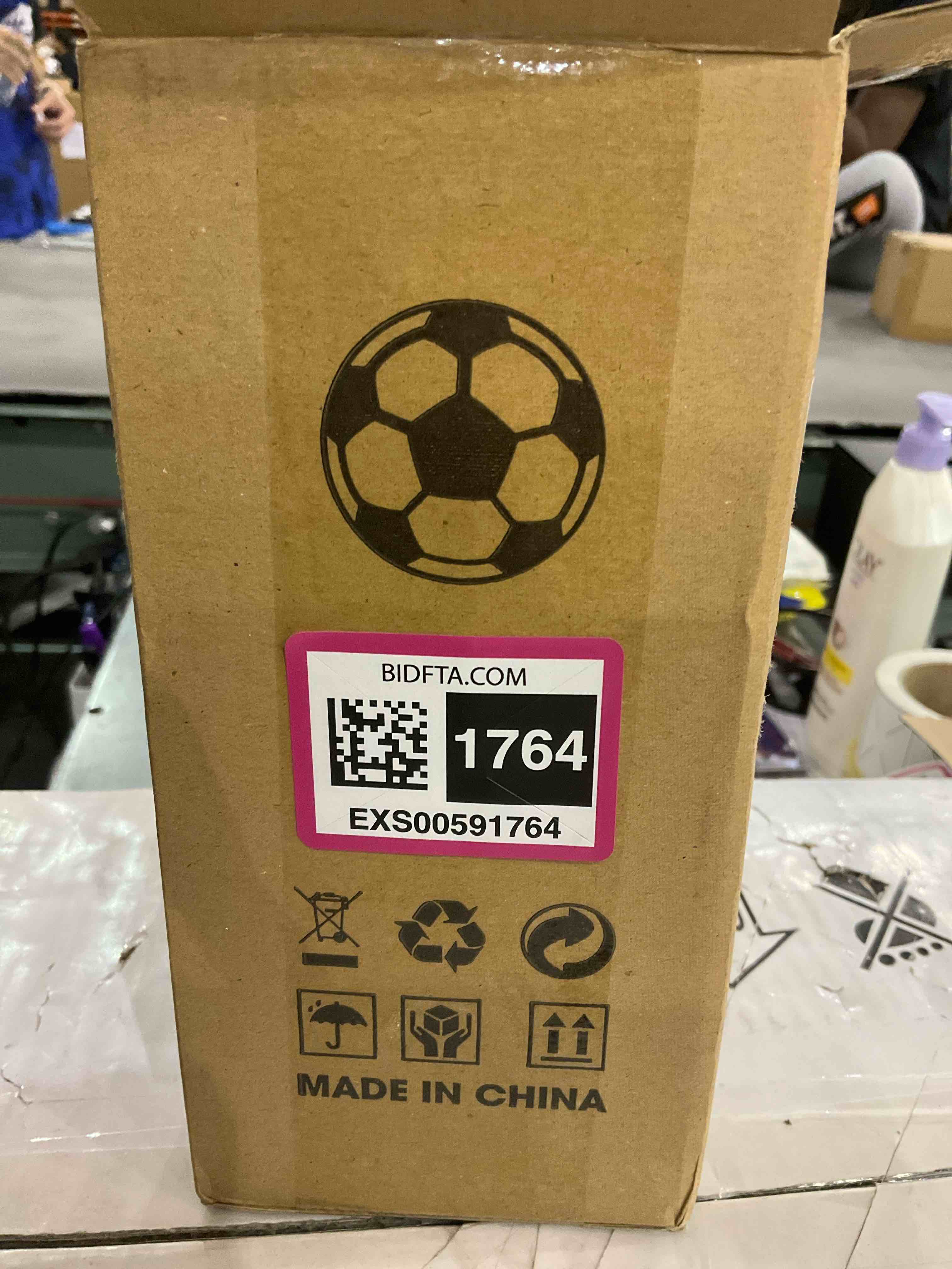 https://s3.amazonaws.com/lotting-images-prod/bidfta/EXS00591764_1699451625334.jpeg