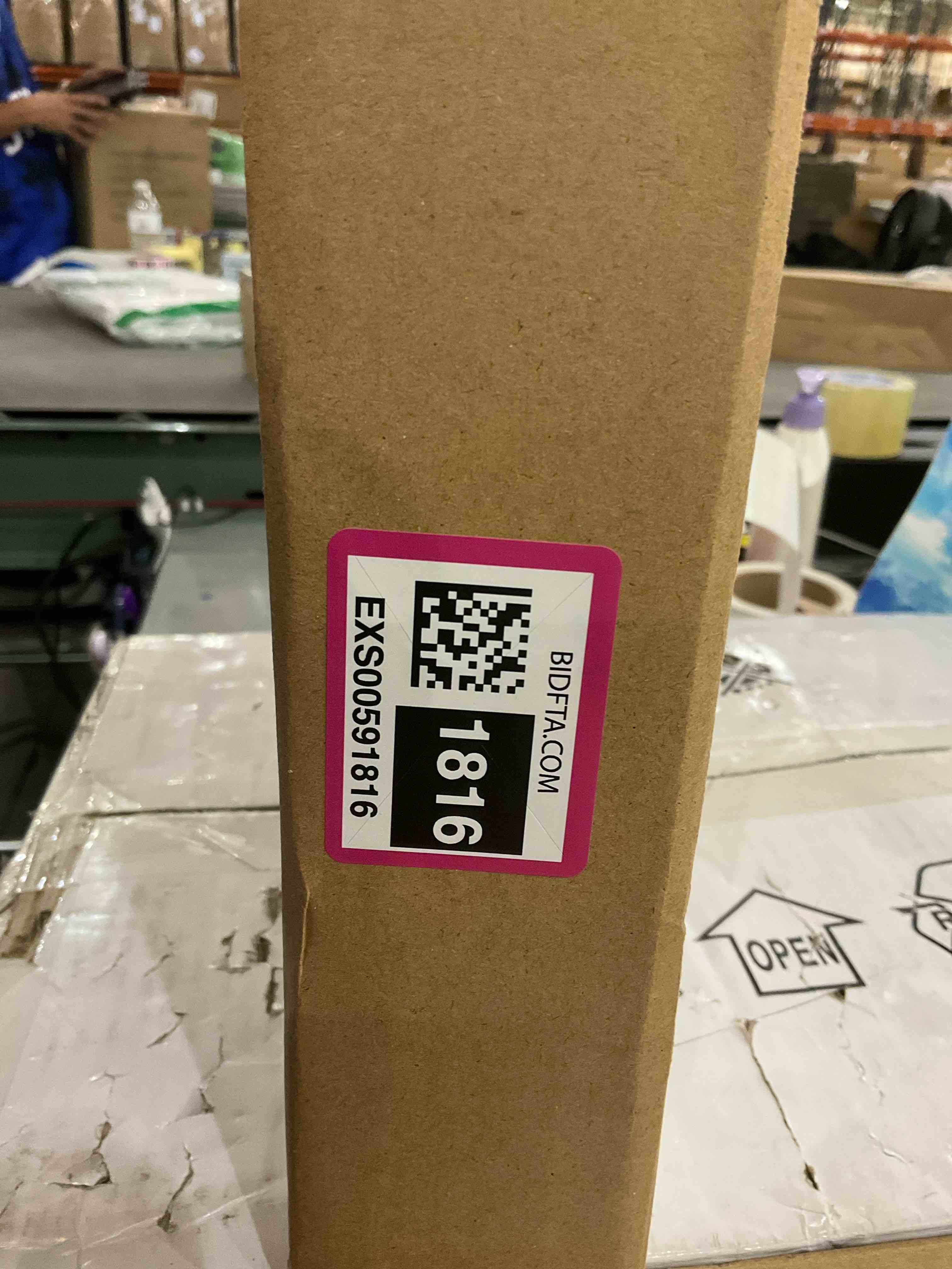 https://s3.amazonaws.com/lotting-images-prod/bidfta/EXS00591816_1699468370666.jpeg