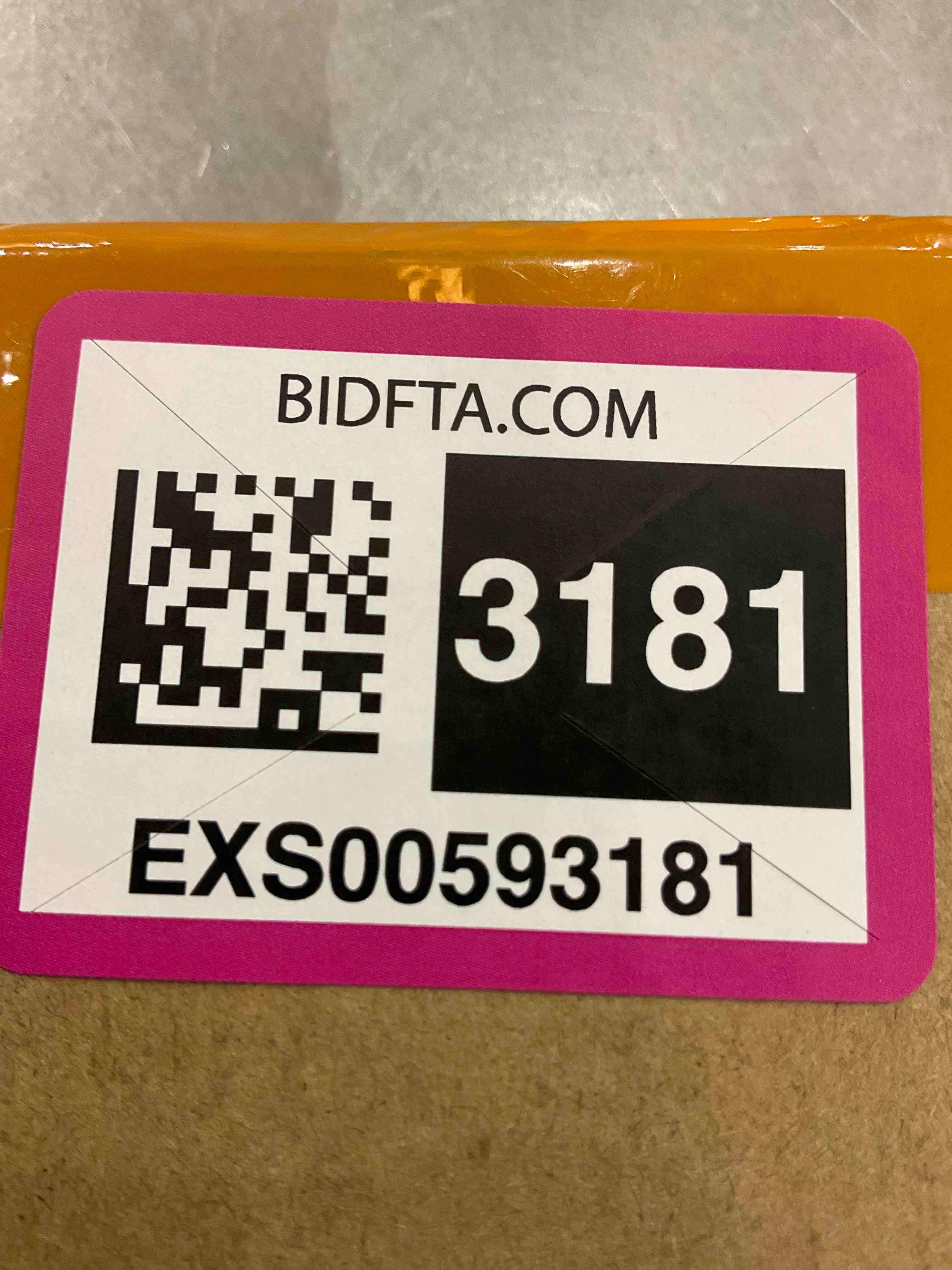 https://s3.amazonaws.com/lotting-images-prod/bidfta/EXS00593181_1699031167966.jpeg
