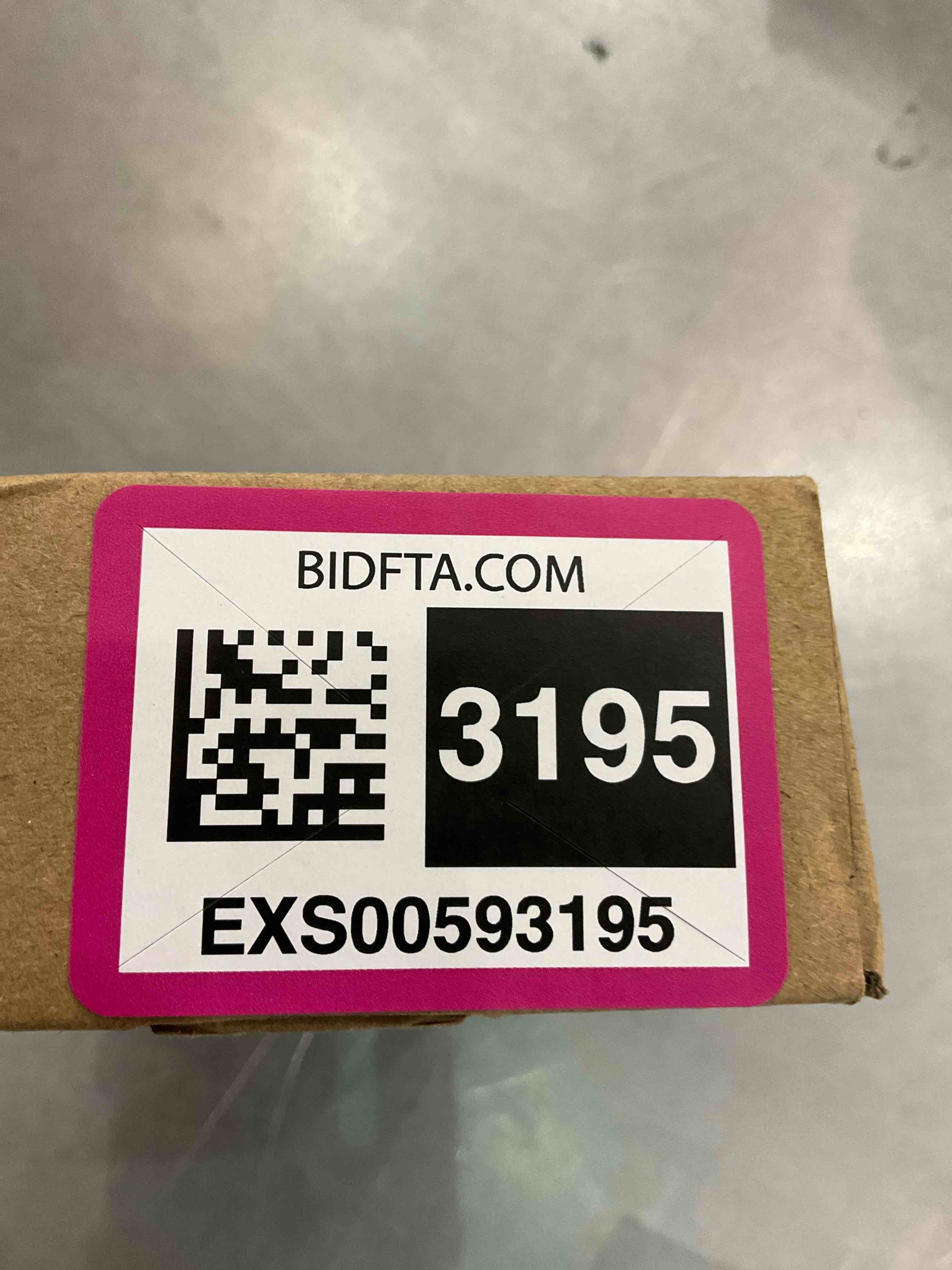 https://s3.amazonaws.com/lotting-images-prod/bidfta/EXS00593195_1699034122772.jpeg