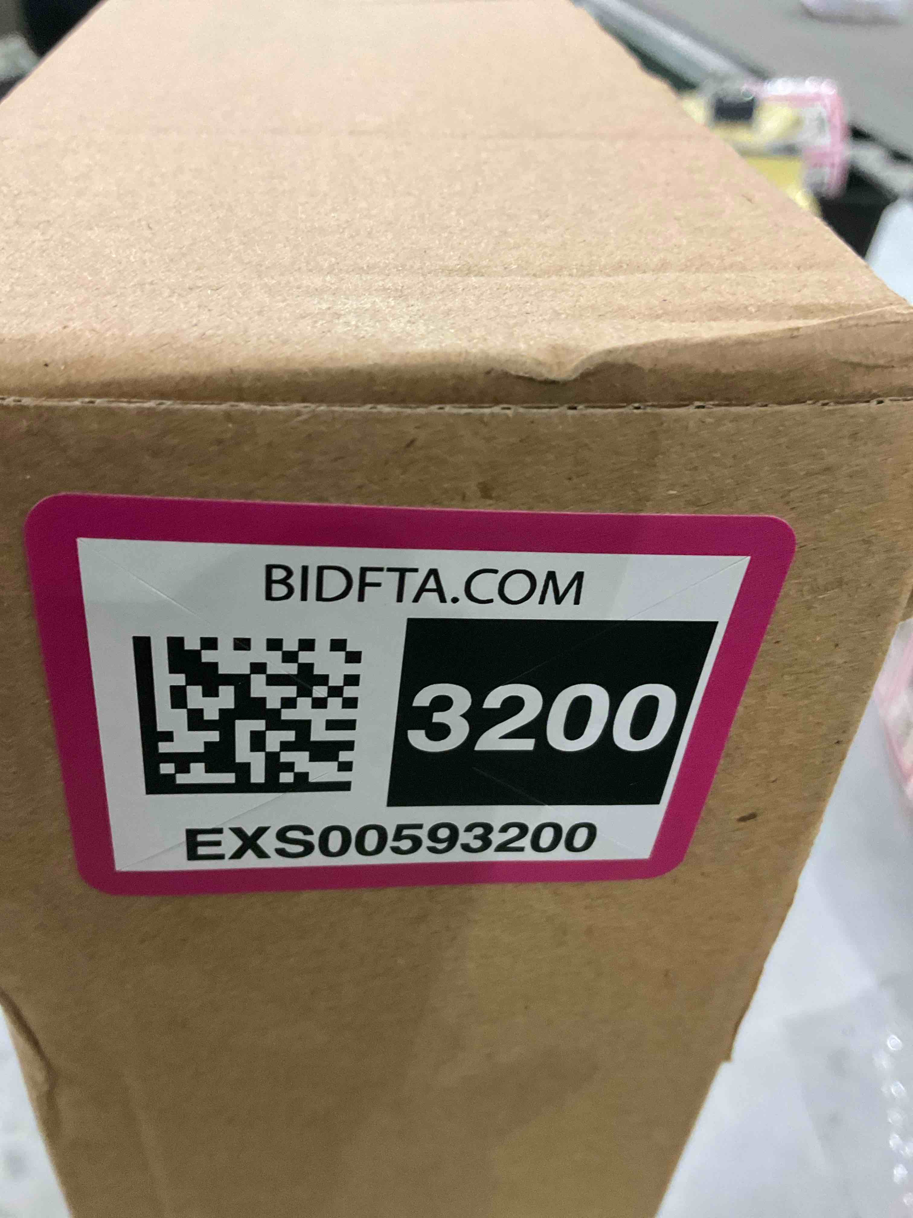 https://s3.amazonaws.com/lotting-images-prod/bidfta/EXS00593200_1699036432129.jpeg