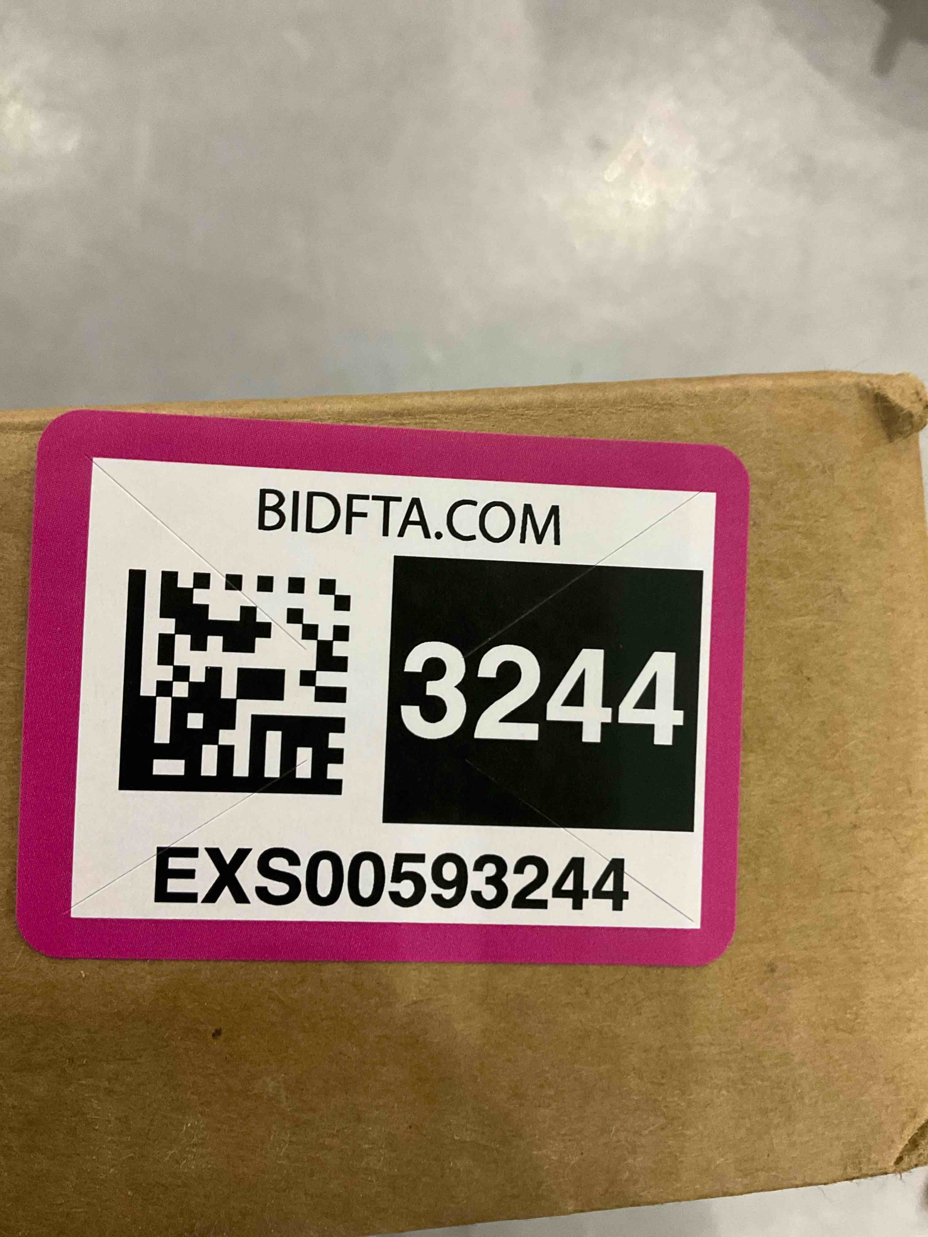 https://s3.amazonaws.com/lotting-images-prod/bidfta/EXS00593244_1699365014028.jpeg