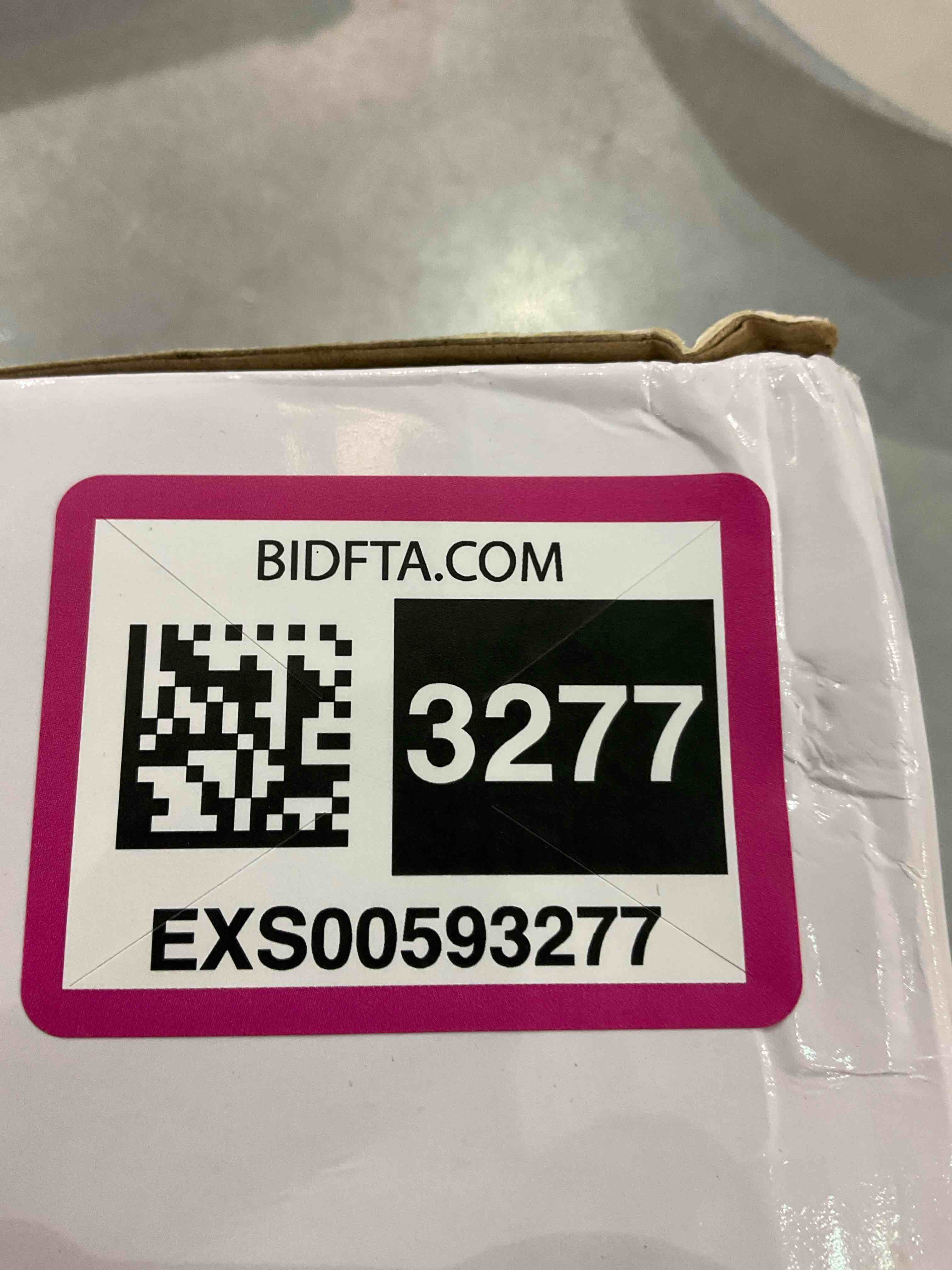 https://s3.amazonaws.com/lotting-images-prod/bidfta/EXS00593277_1699374170063.jpeg