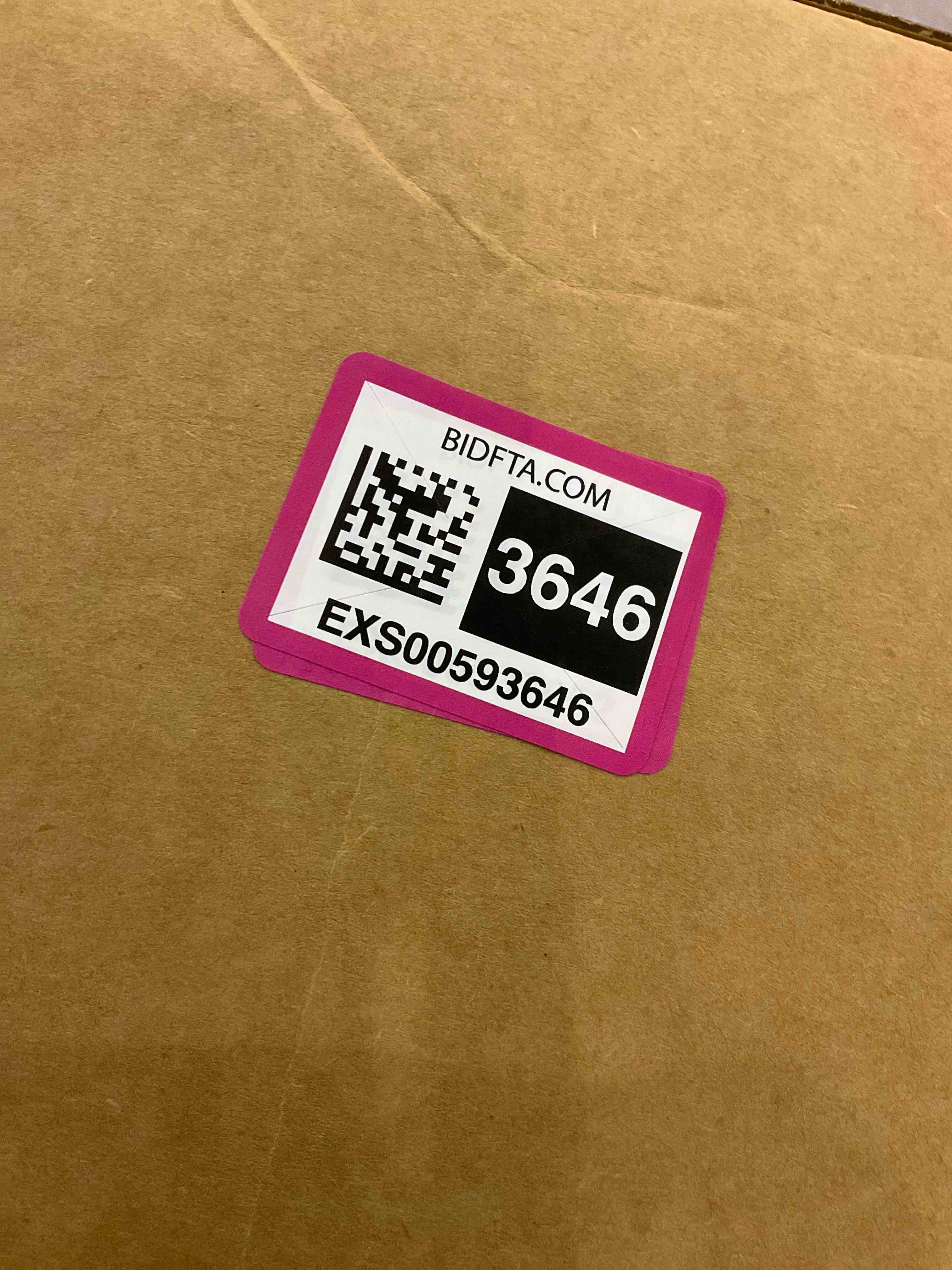 https://s3.amazonaws.com/lotting-images-prod/bidfta/EXS00593646_1699012934601.jpeg