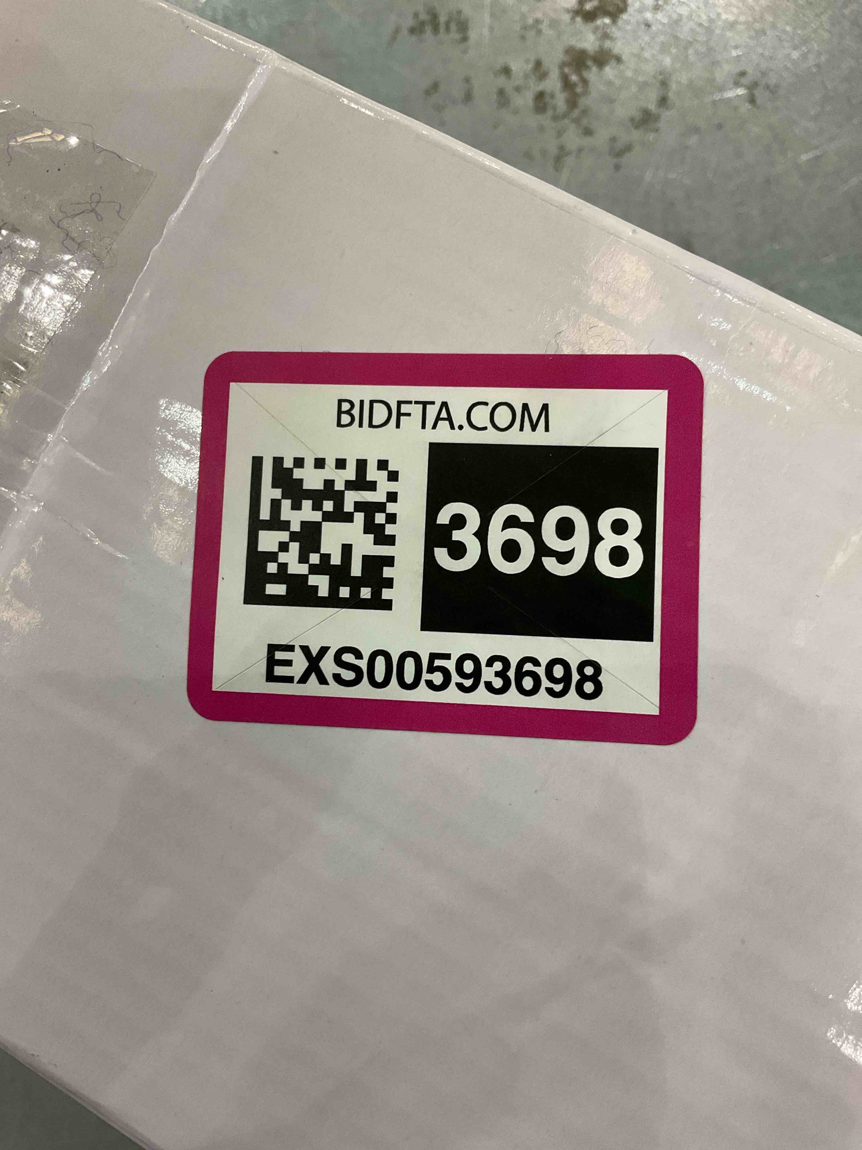 https://s3.amazonaws.com/lotting-images-prod/bidfta/EXS00593698_1699022771497.jpeg