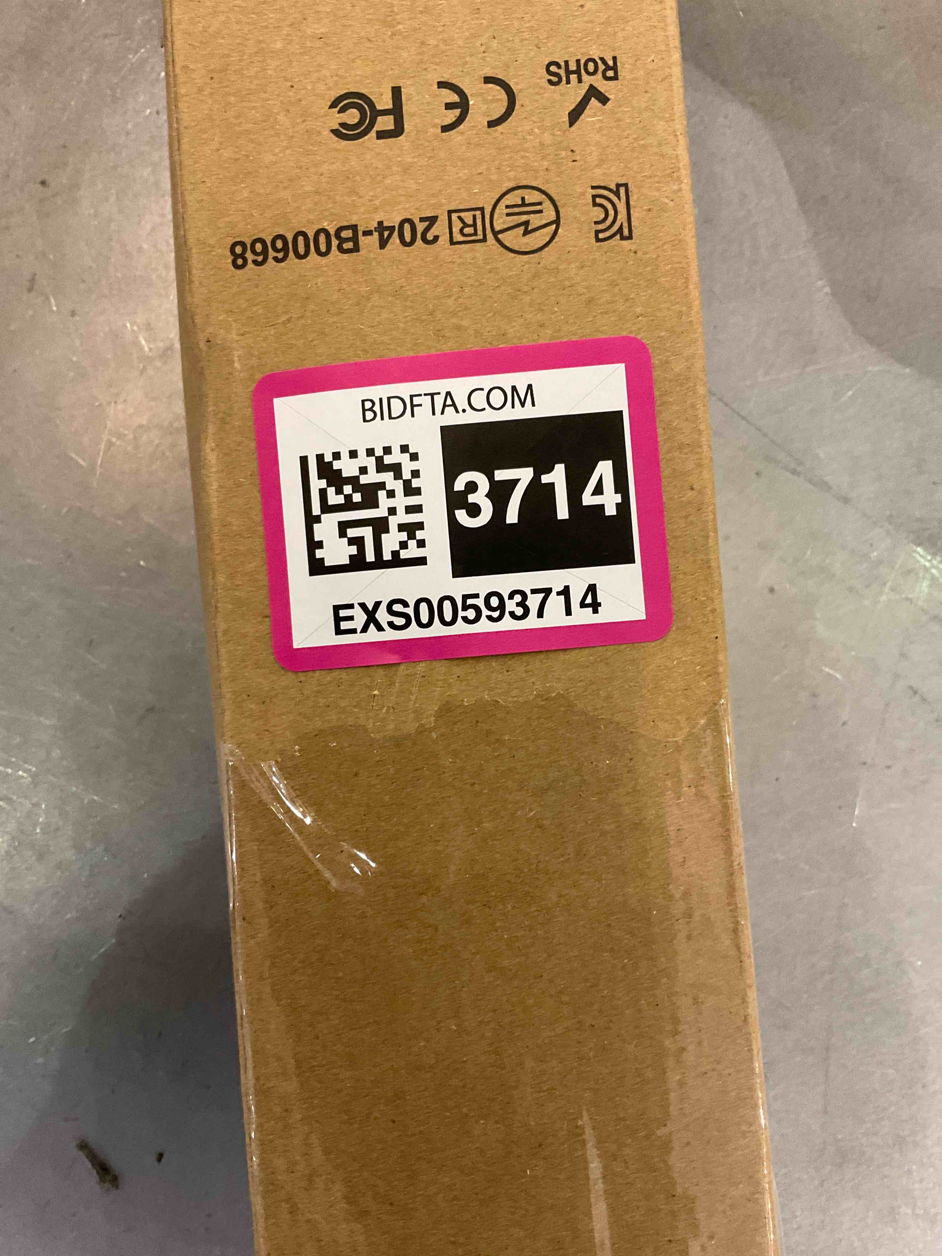 https://s3.amazonaws.com/lotting-images-prod/bidfta/EXS00593714_1699025382087.jpeg