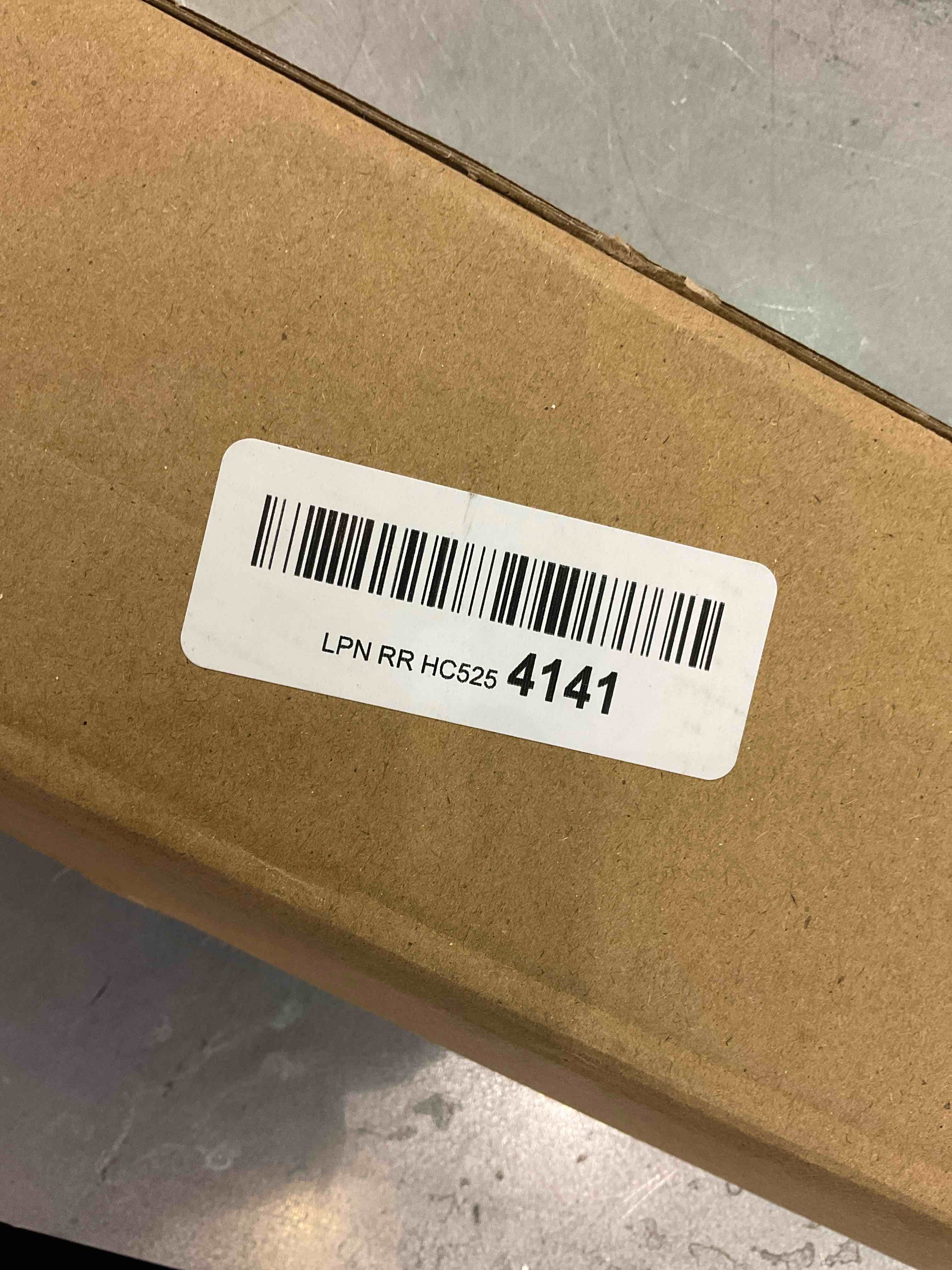 https://s3.amazonaws.com/lotting-images-prod/bidfta/EXS00593868_1699289278994.jpeg