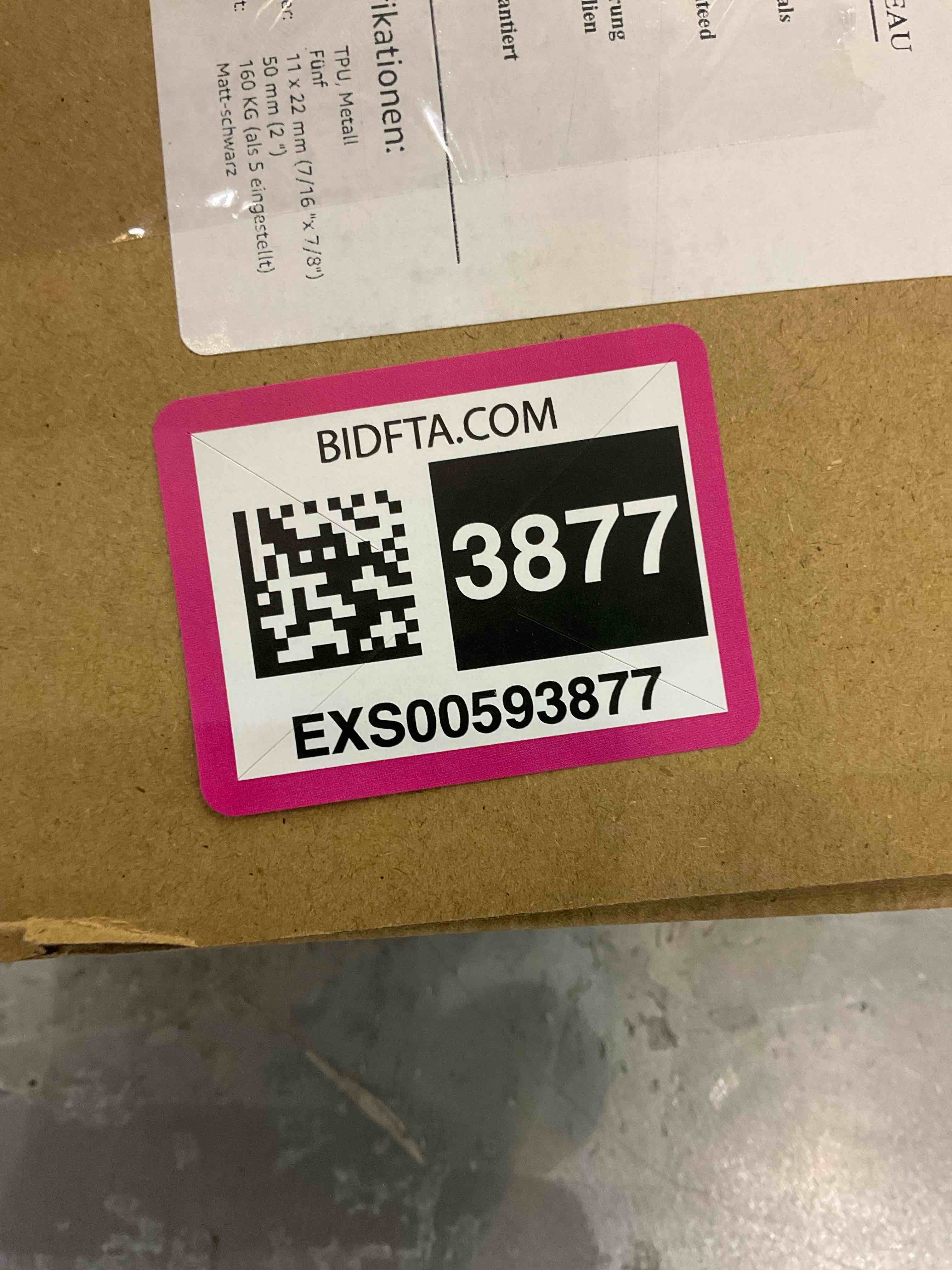 https://s3.amazonaws.com/lotting-images-prod/bidfta/EXS00593877_1699295730234.jpeg