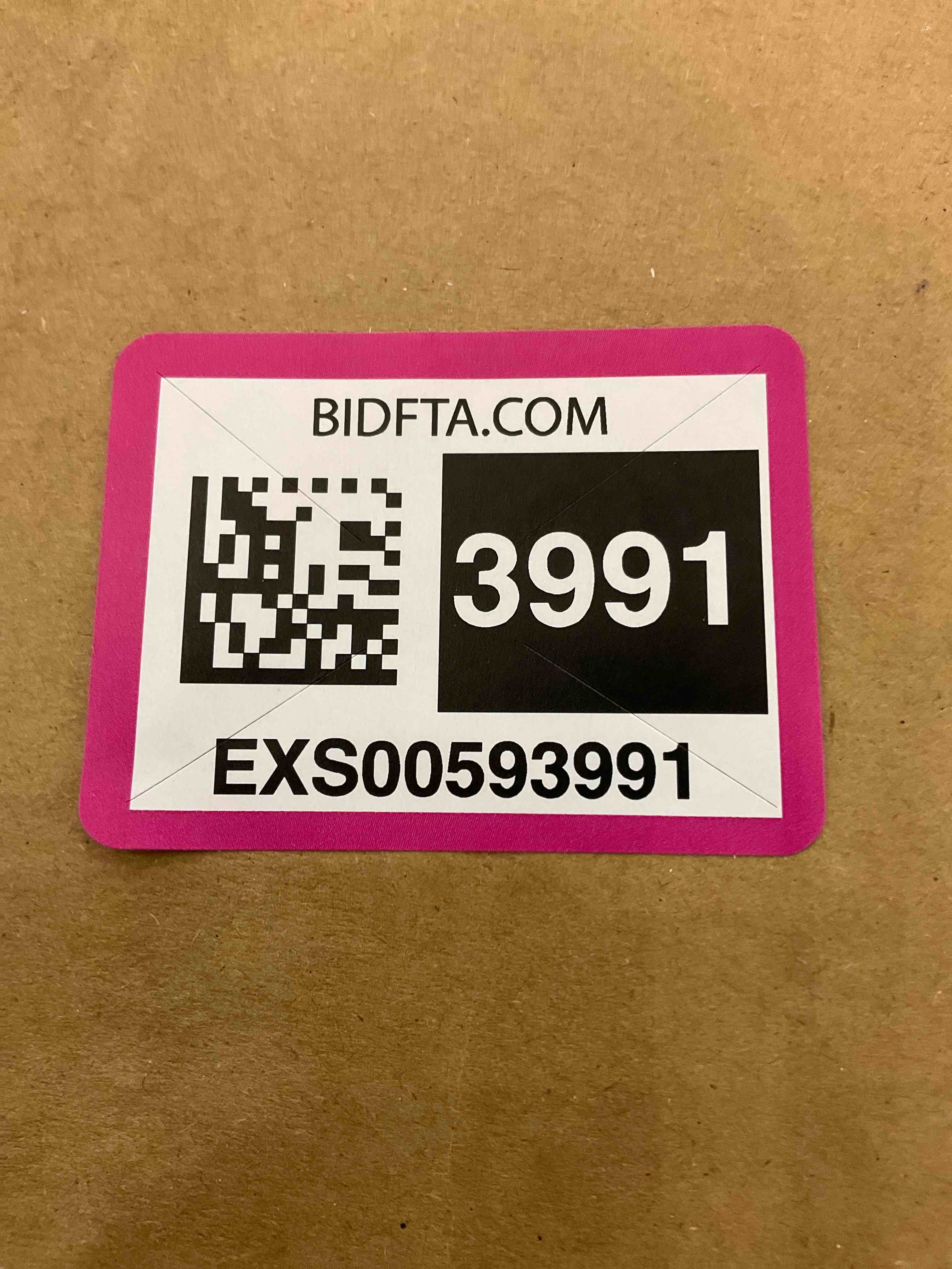 https://s3.amazonaws.com/lotting-images-prod/bidfta/EXS00593991_1699369991972.jpeg