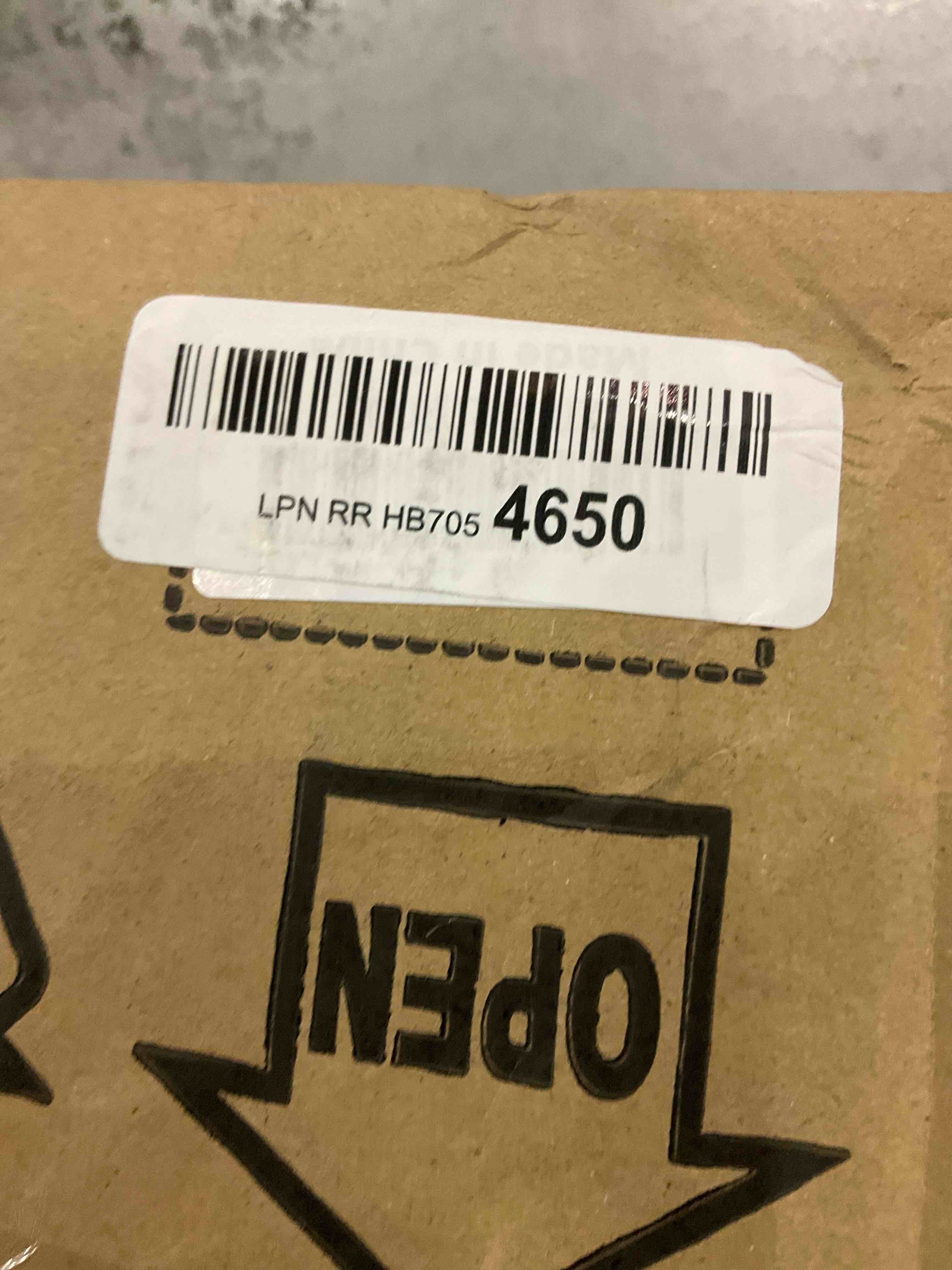 https://s3.amazonaws.com/lotting-images-prod/bidfta/EXS00593992_1699370019258.jpeg