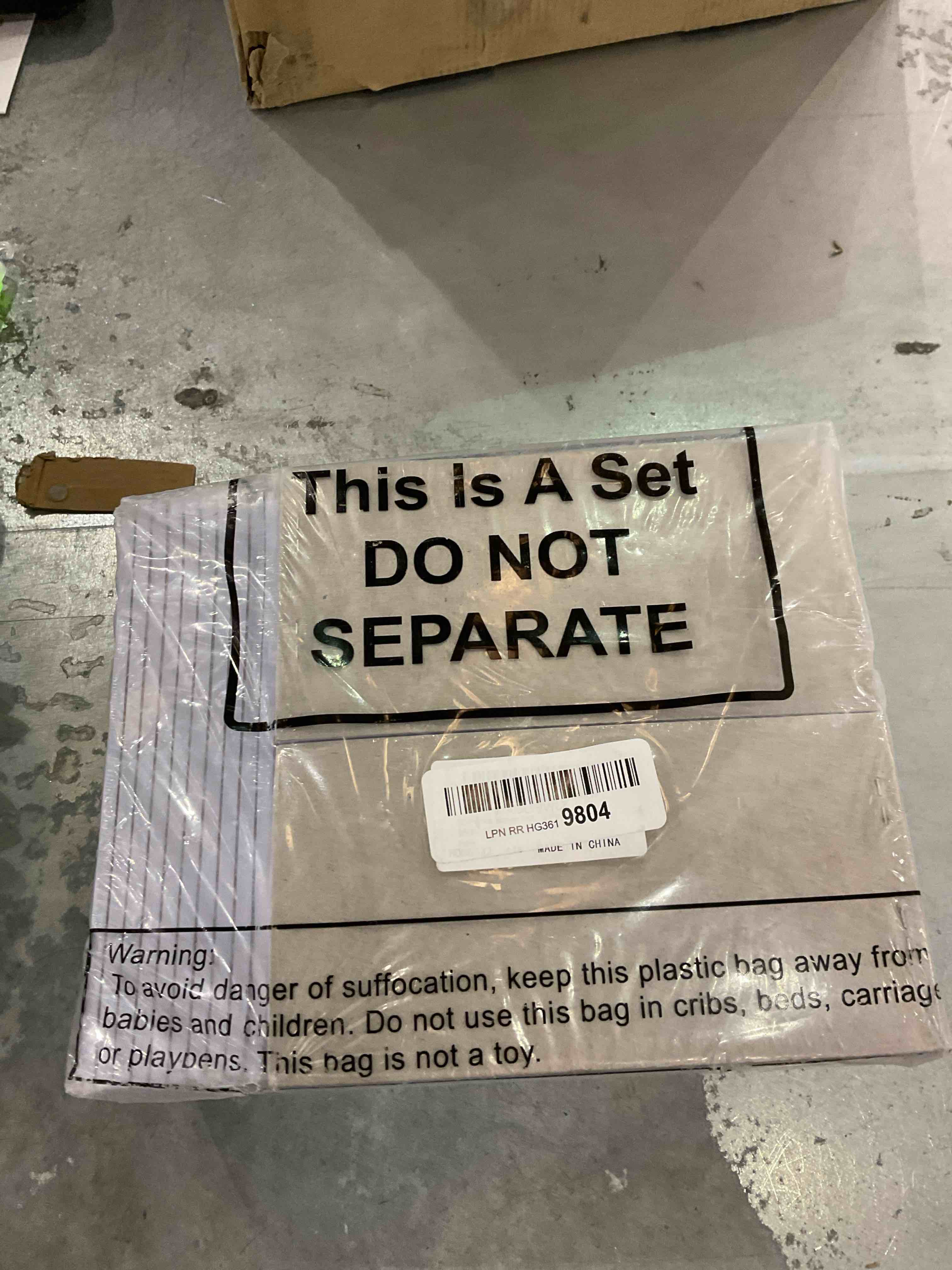 https://s3.amazonaws.com/lotting-images-prod/bidfta/EXS00594101_1700246182569.jpeg