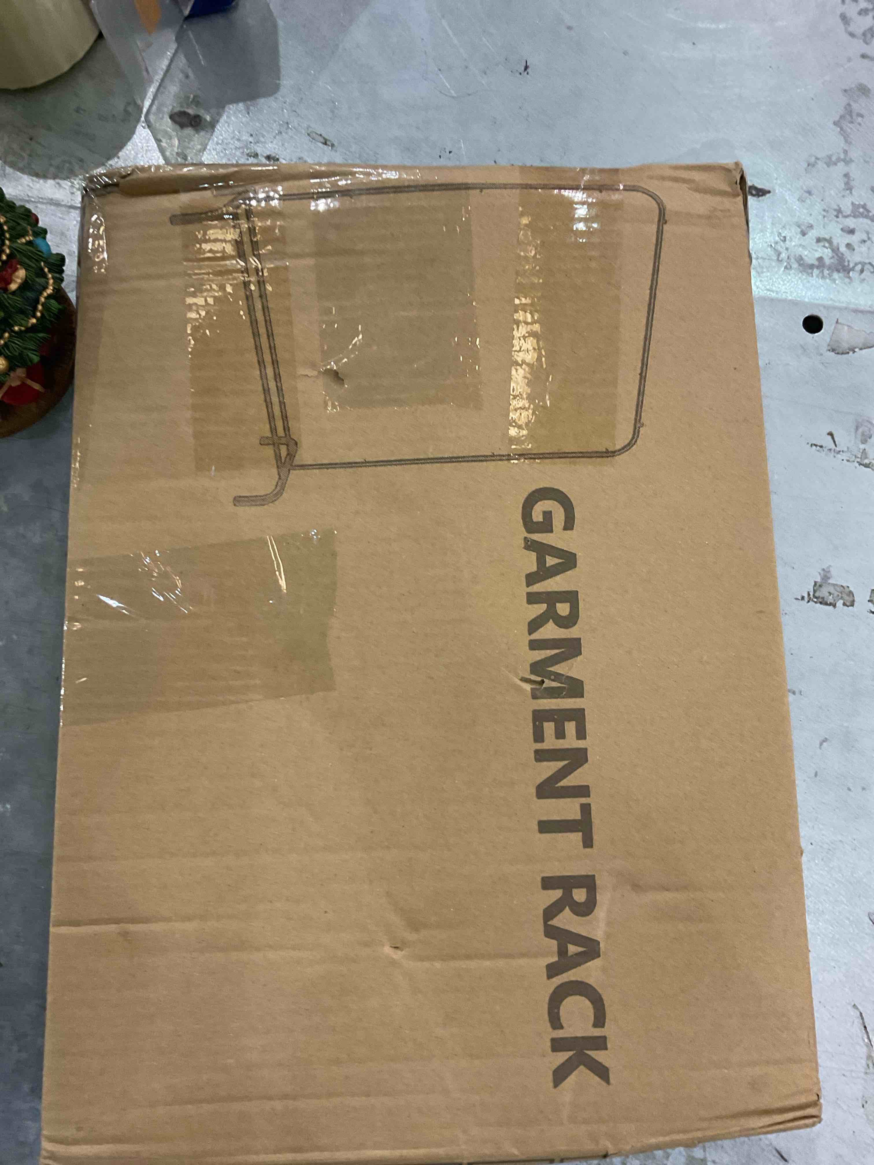 https://s3.amazonaws.com/lotting-images-prod/bidfta/EXS00594207_1700497937040.jpeg