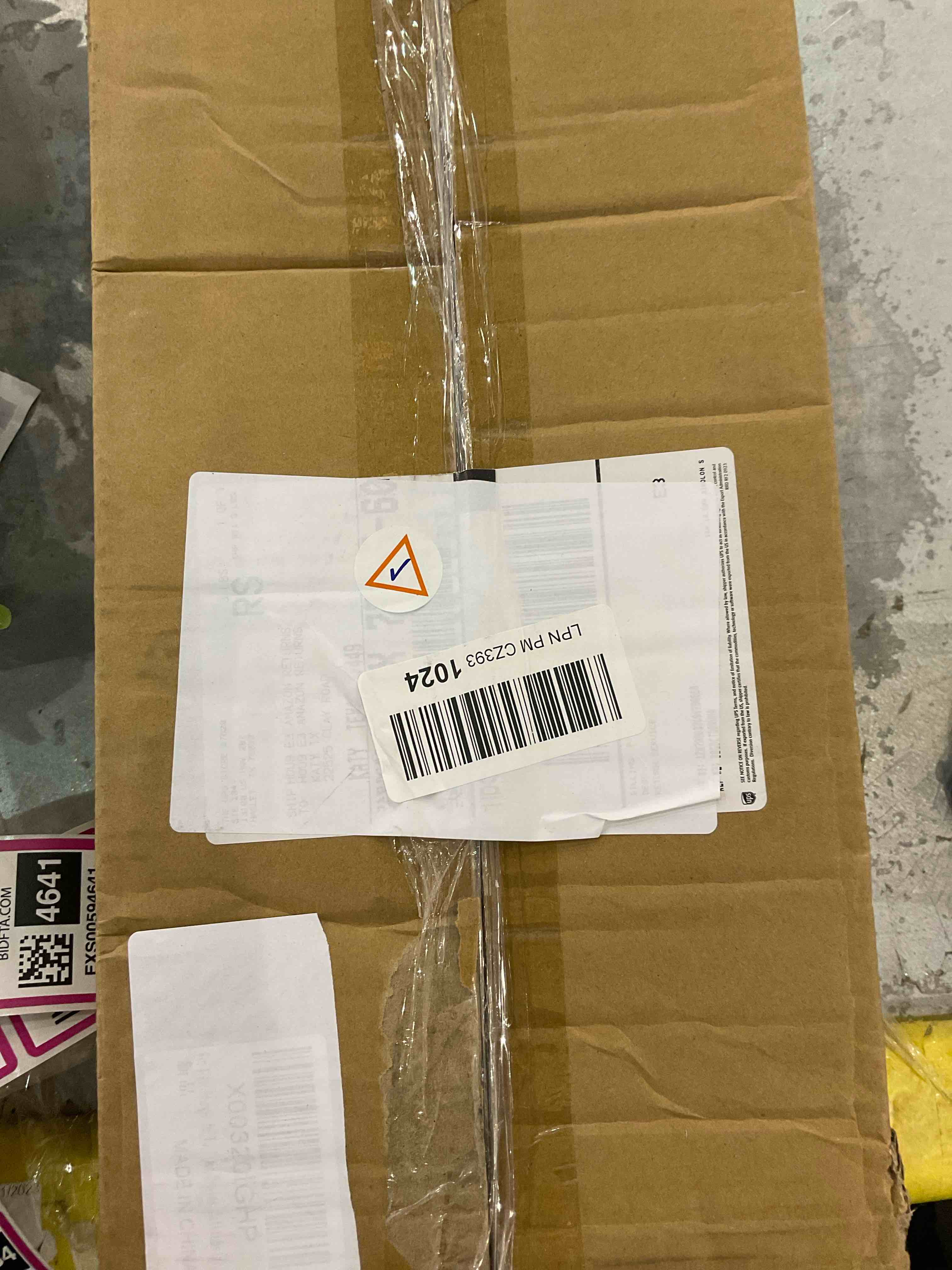 https://s3.amazonaws.com/lotting-images-prod/bidfta/EXS00594630_1699558815363.jpeg