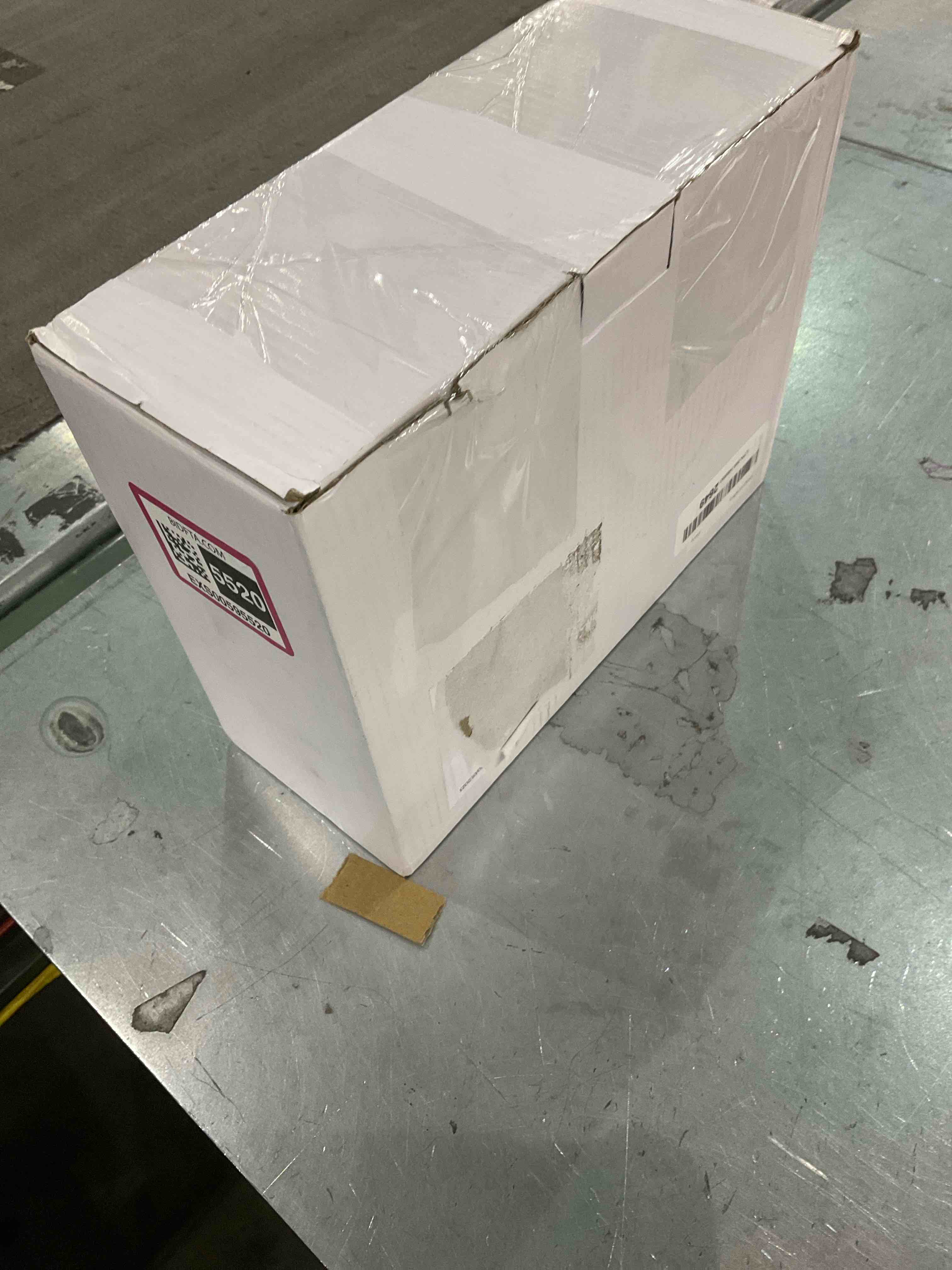 https://s3.amazonaws.com/lotting-images-prod/bidfta/EXS00595520_1699560954599.jpeg