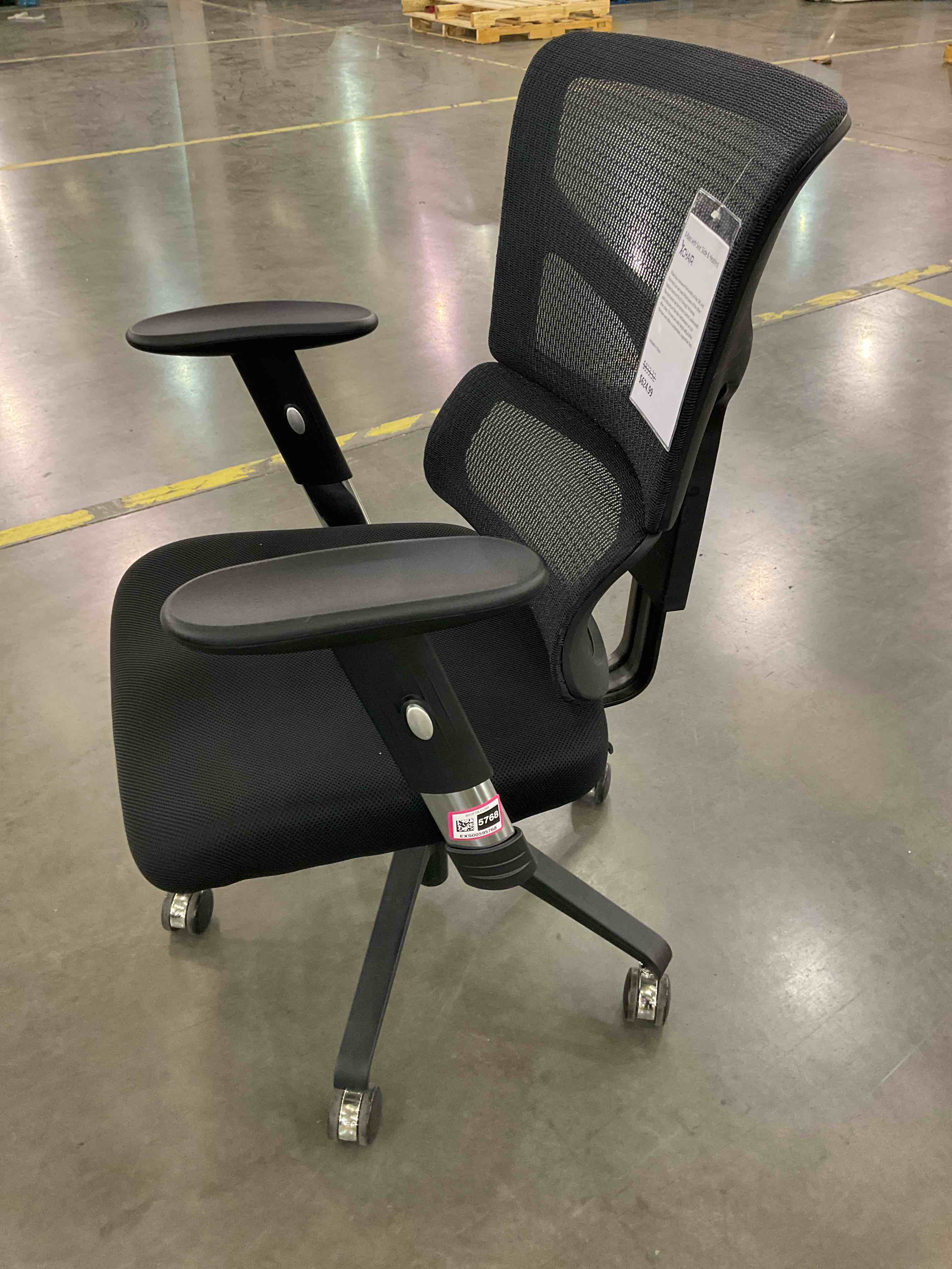 X-Basic with seat slide and headrest X-chair