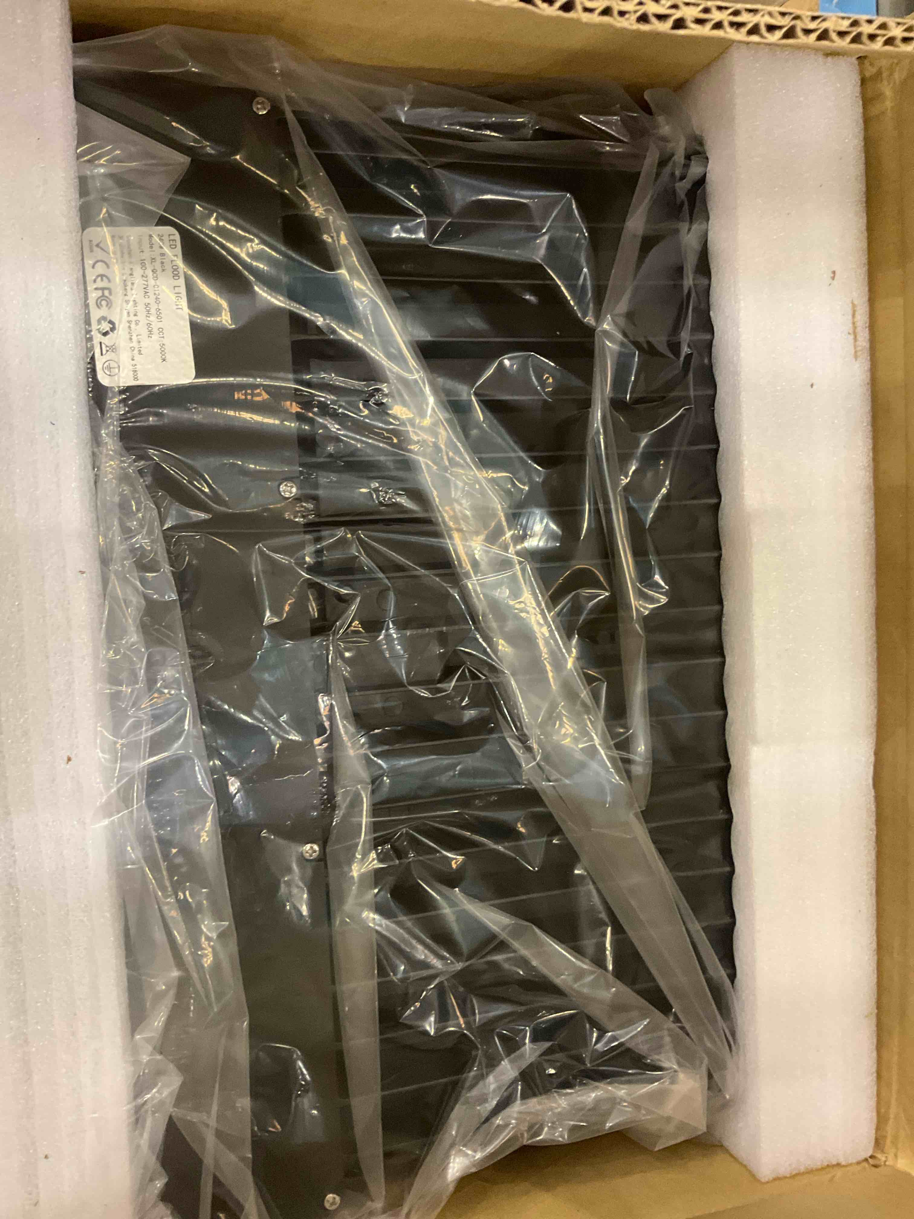 https://s3.amazonaws.com/lotting-images-prod/bidfta/EXS00595939_1700072966005.jpeg