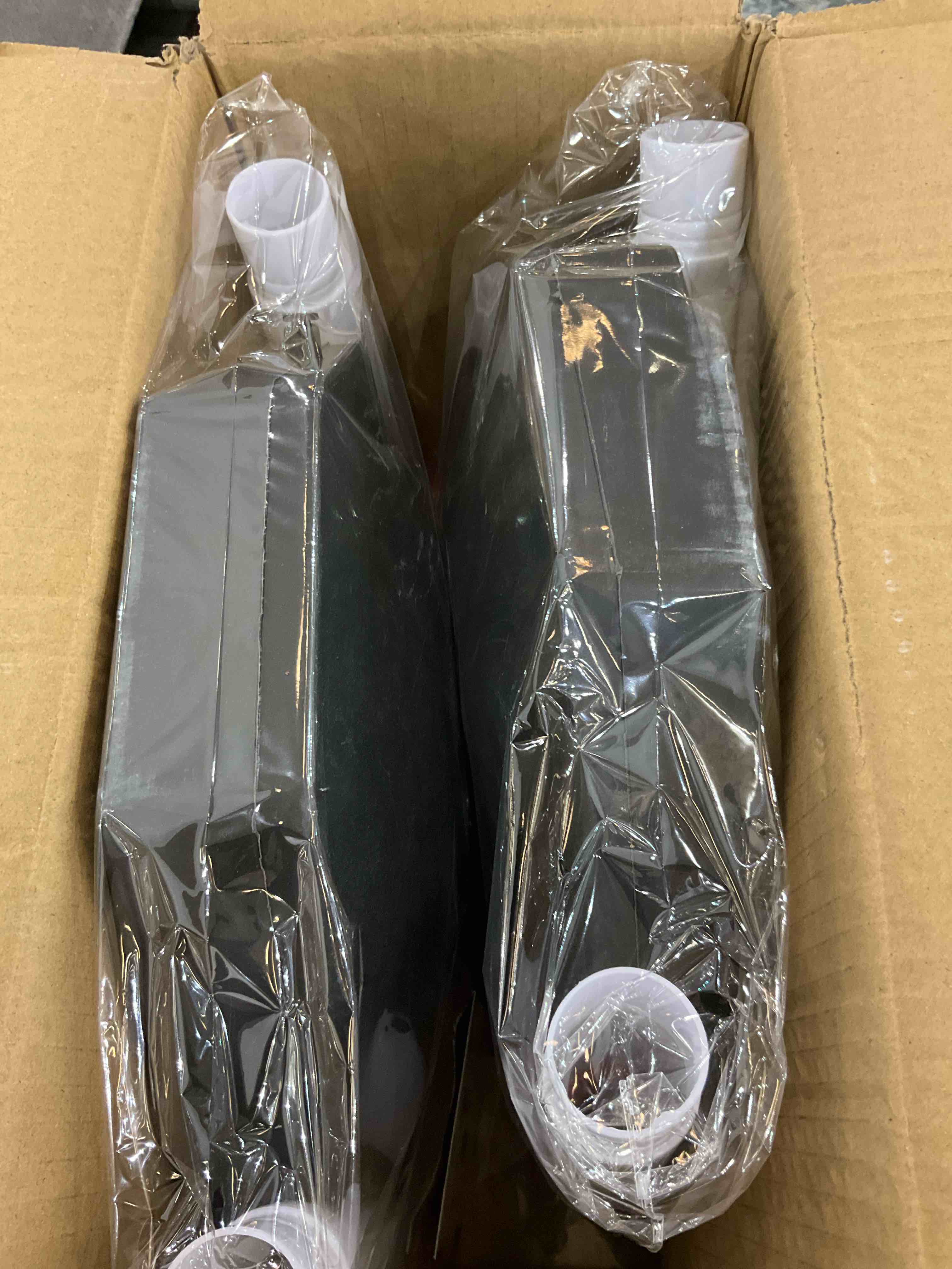 https://s3.amazonaws.com/lotting-images-prod/bidfta/EXS00596015_1699296007216.jpeg