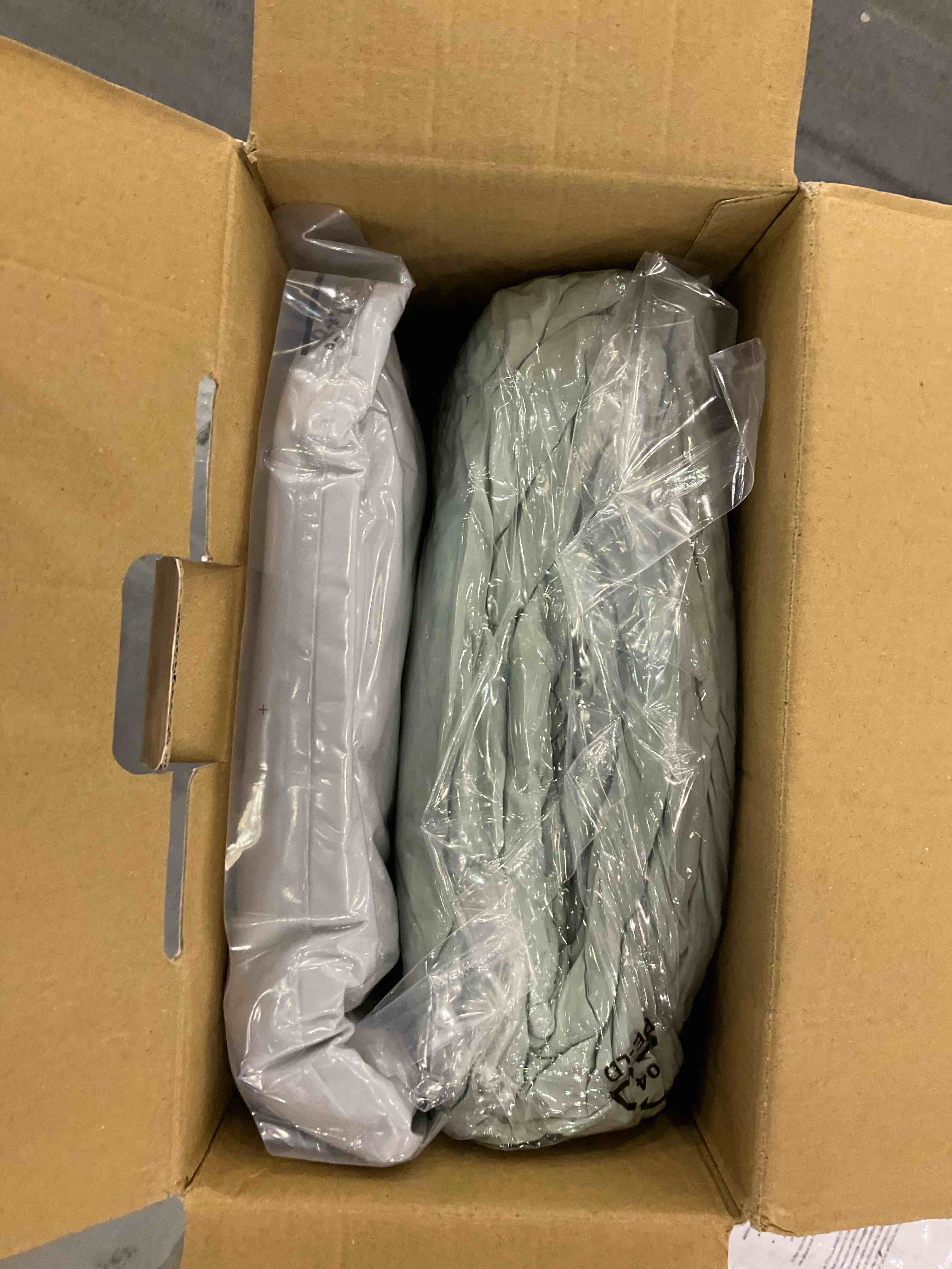 https://s3.amazonaws.com/lotting-images-prod/bidfta/EXS00596955_1699363474078.jpeg