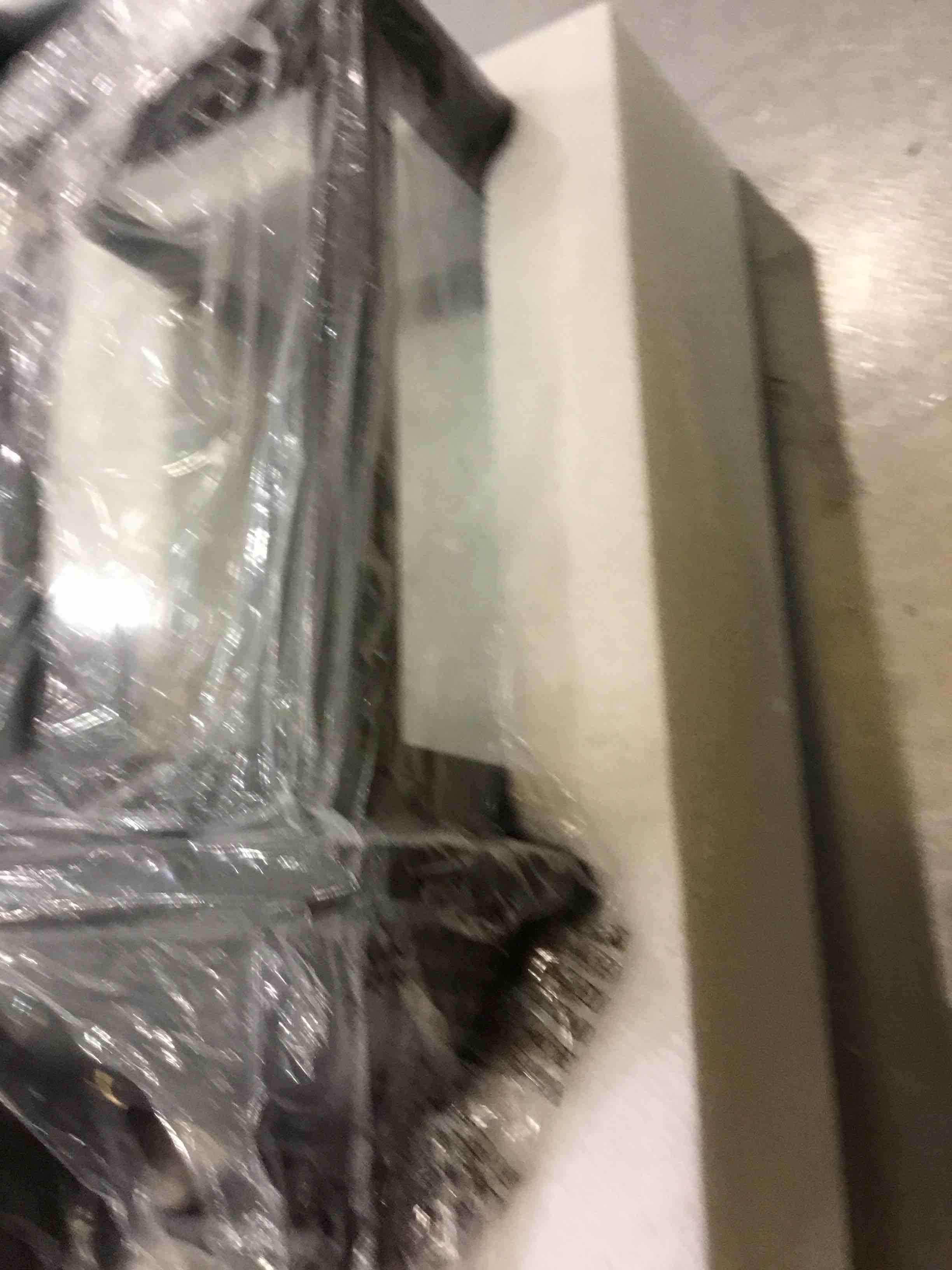 https://s3.amazonaws.com/lotting-images-prod/bidfta/EXS00597442_1699286171529.jpeg