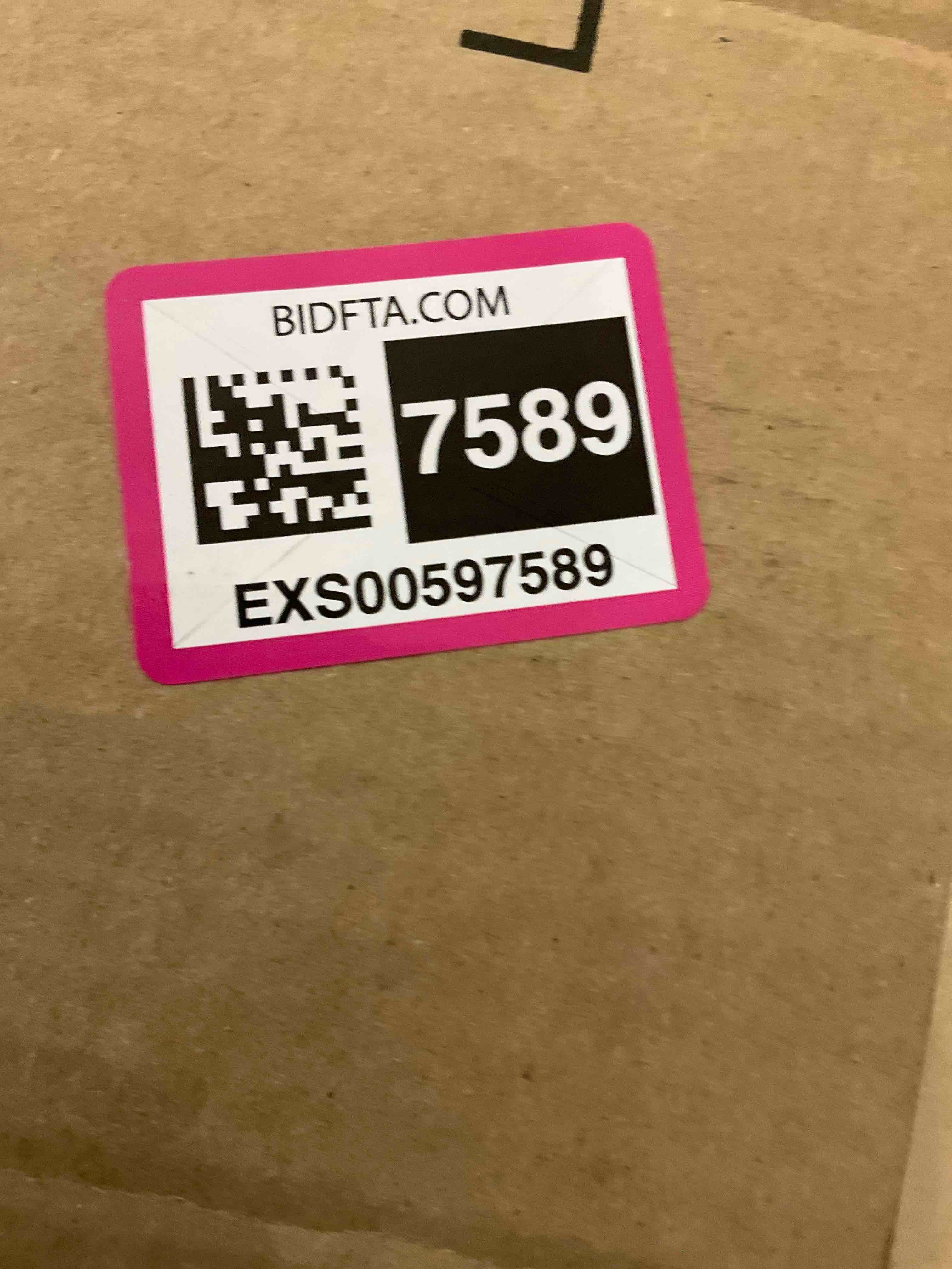 https://s3.amazonaws.com/lotting-images-prod/bidfta/EXS00597589_1699292457372.jpeg