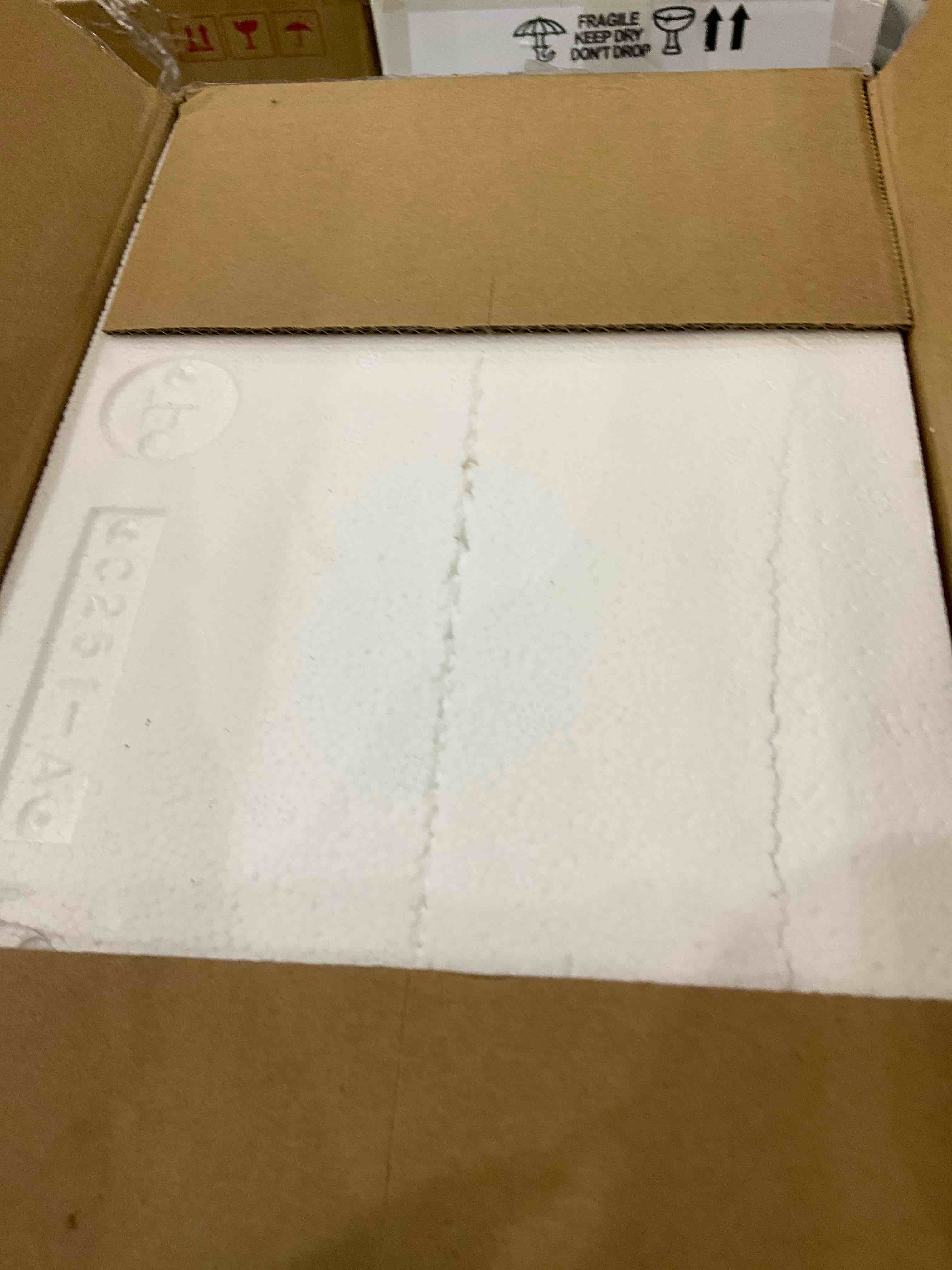 https://s3.amazonaws.com/lotting-images-prod/bidfta/EXS00597621_1699296033853.jpeg