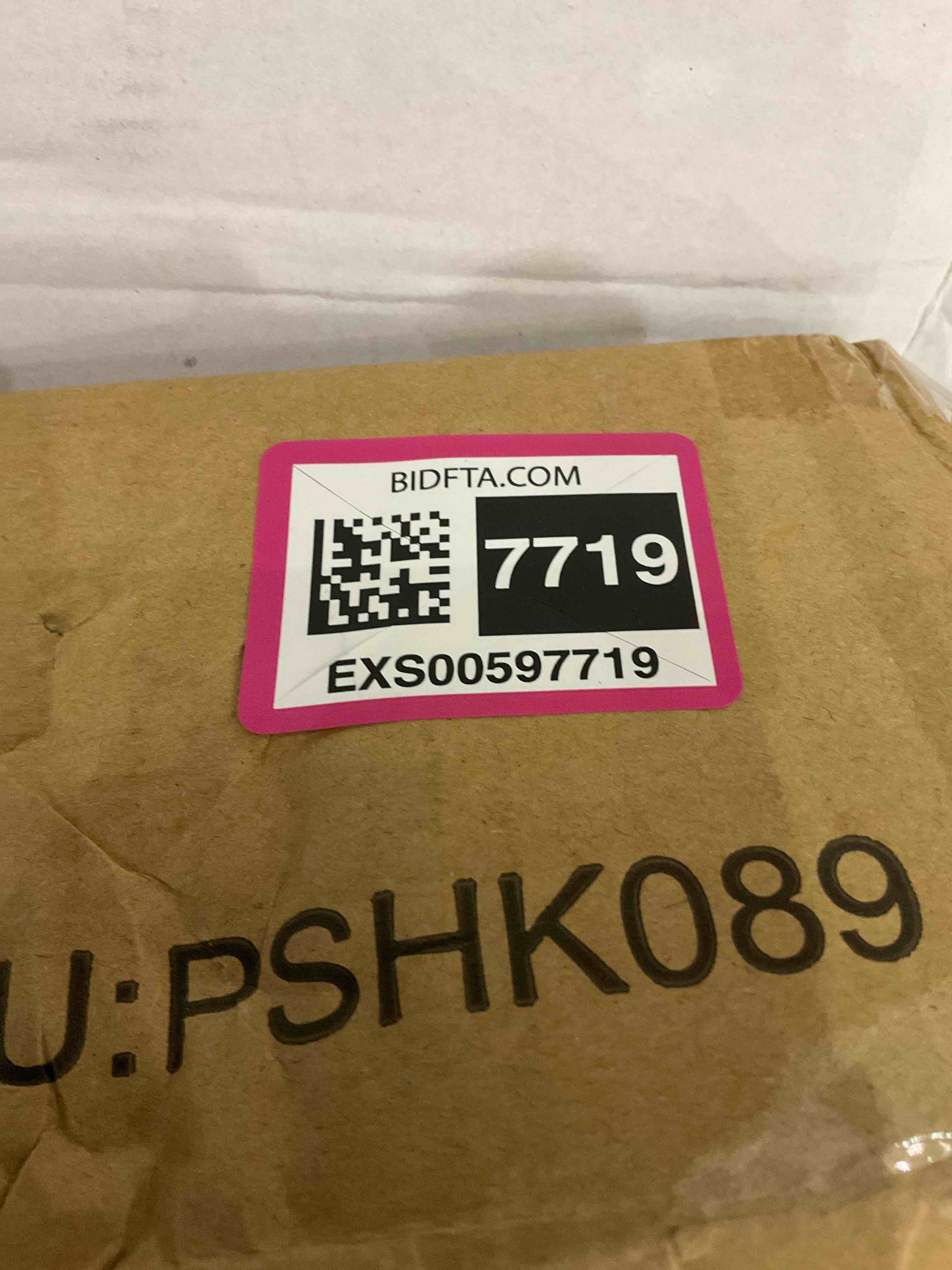 https://s3.amazonaws.com/lotting-images-prod/bidfta/EXS00597719_1699367111758.jpeg