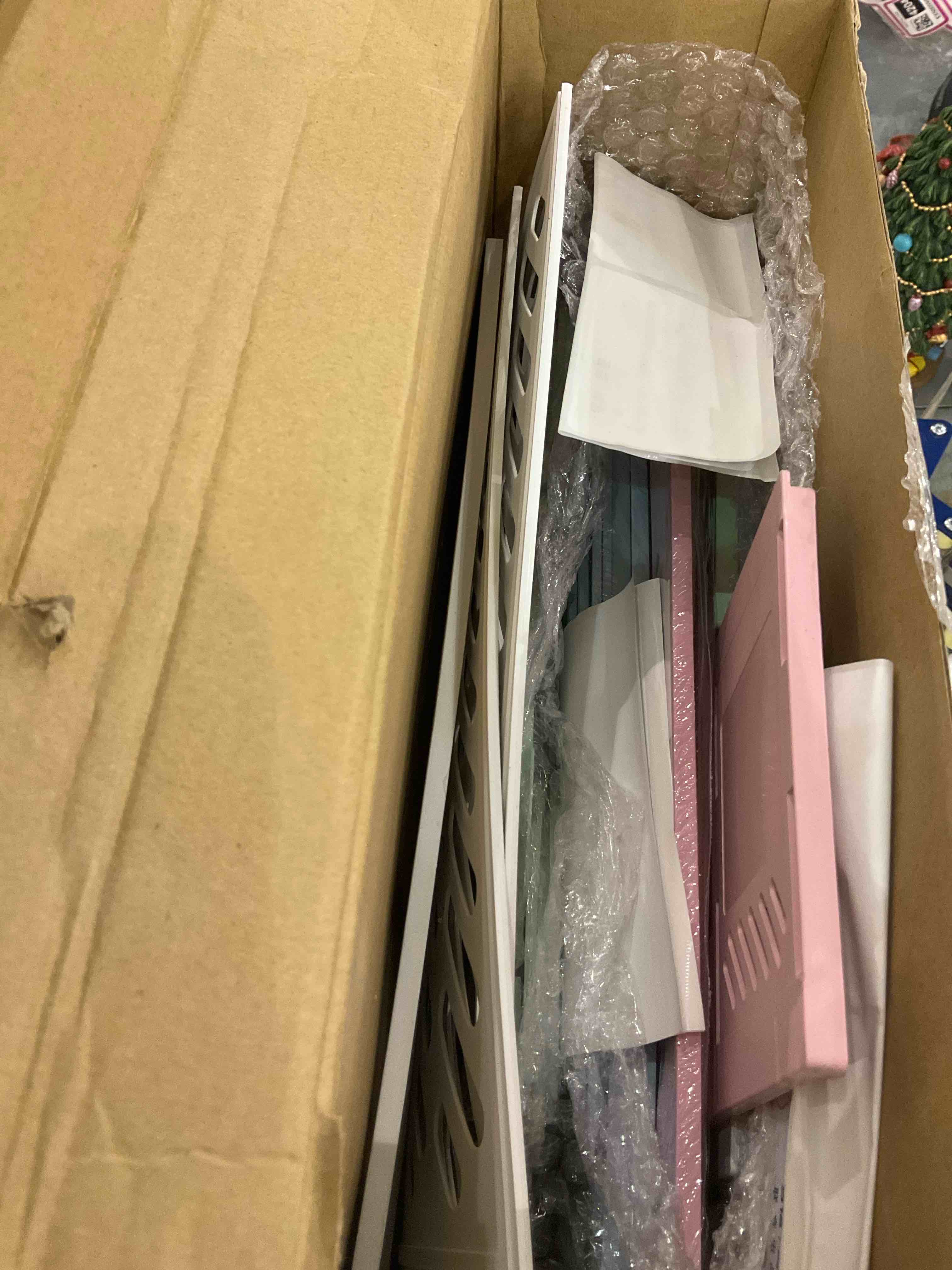 https://s3.amazonaws.com/lotting-images-prod/bidfta/EXS00598258_1700495239468.jpeg